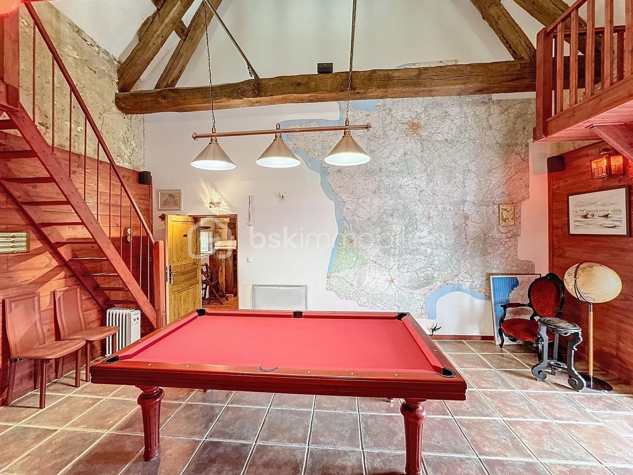 Maison de 221 m² - billard2 - Copie.jpg