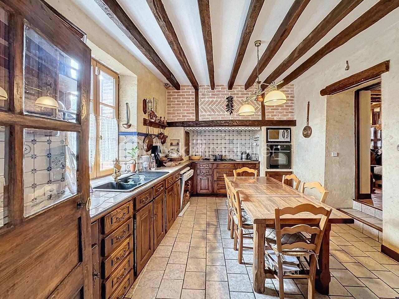 Maison de 221 m² - cuisine 2 - Copie.jpg