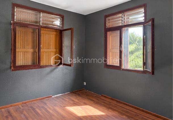01_chambre_grise.jpg