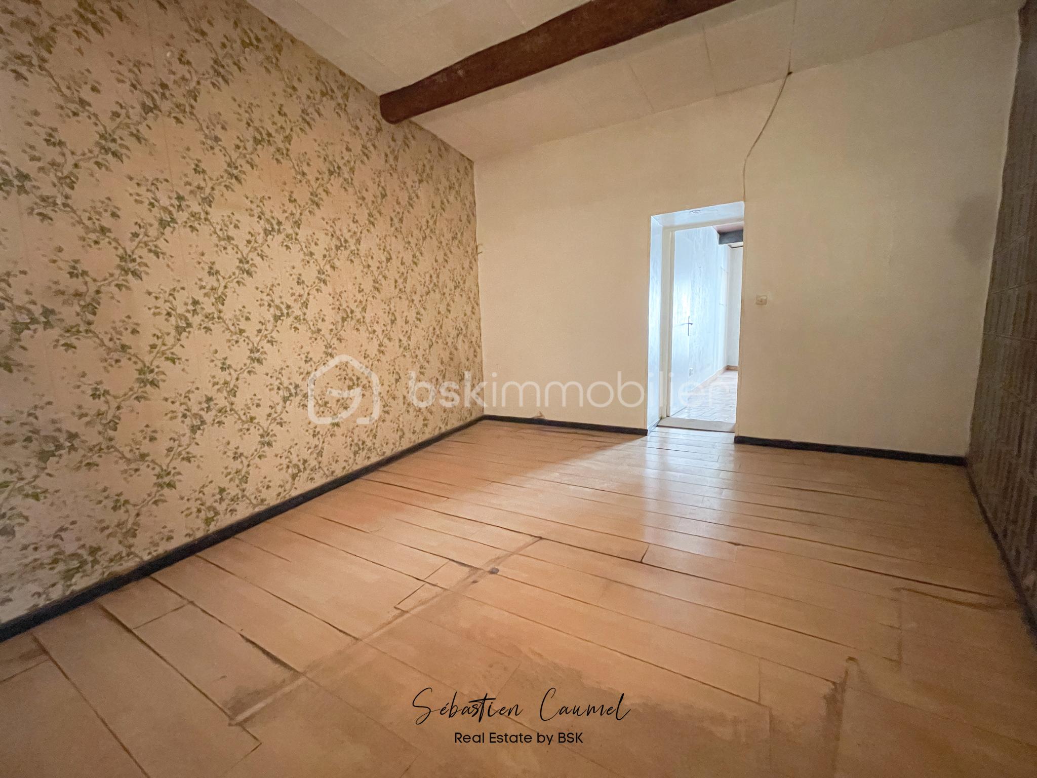 piece-interieure-16m2-maison-renovation-cournonterral-34660.jpg