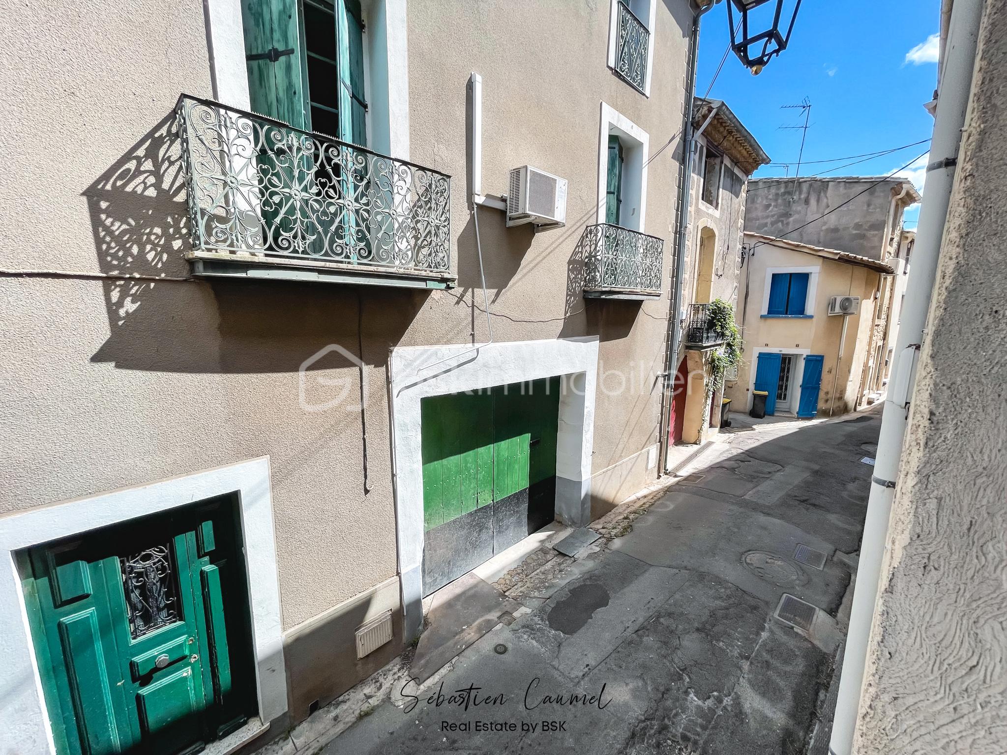 vue-rue-cuisine-balcon-maison-cournonterral-34660.jpg