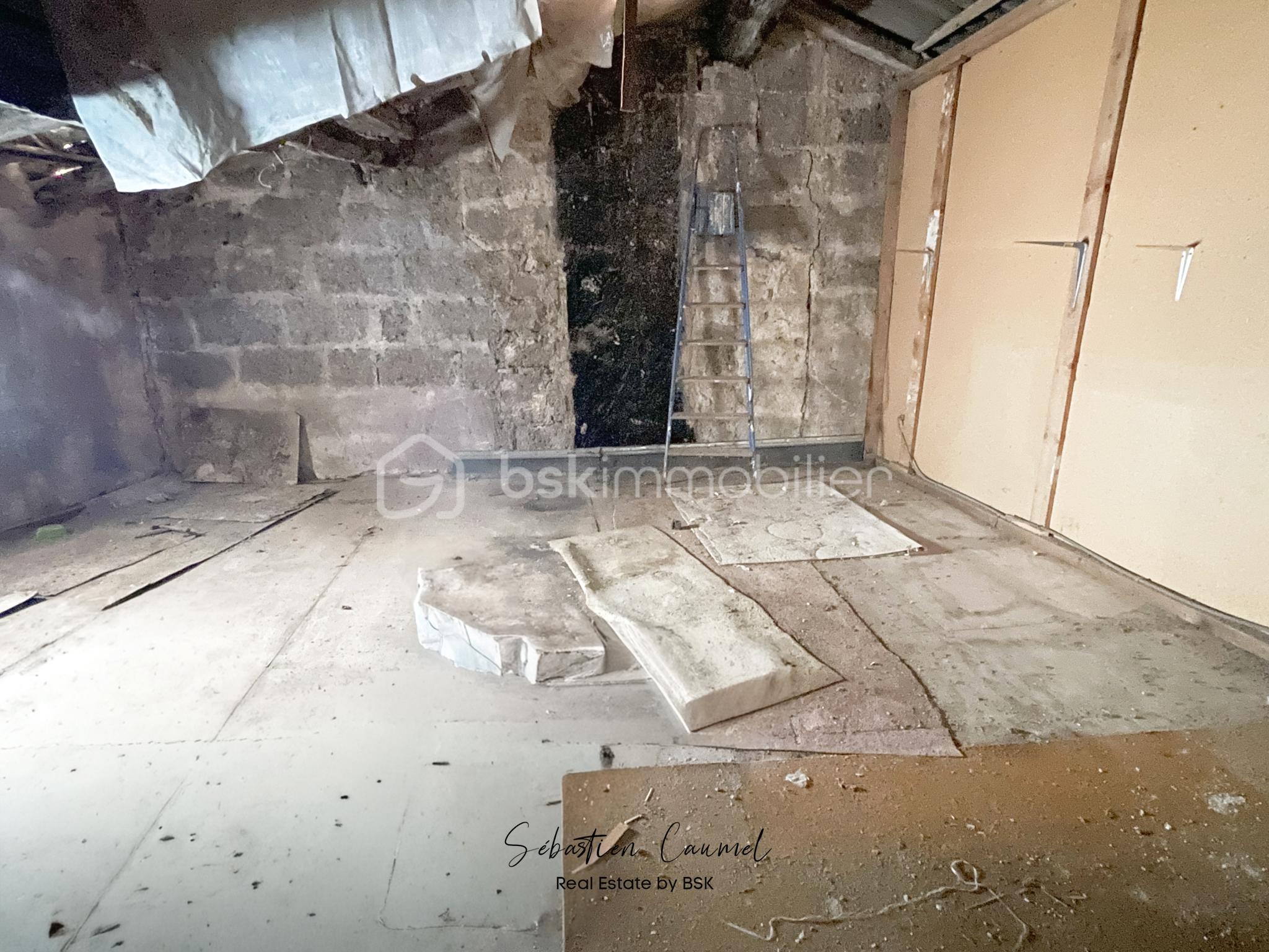 grenier-brut-r2-volume-maison-renovation-cournonterral-34660.jpg