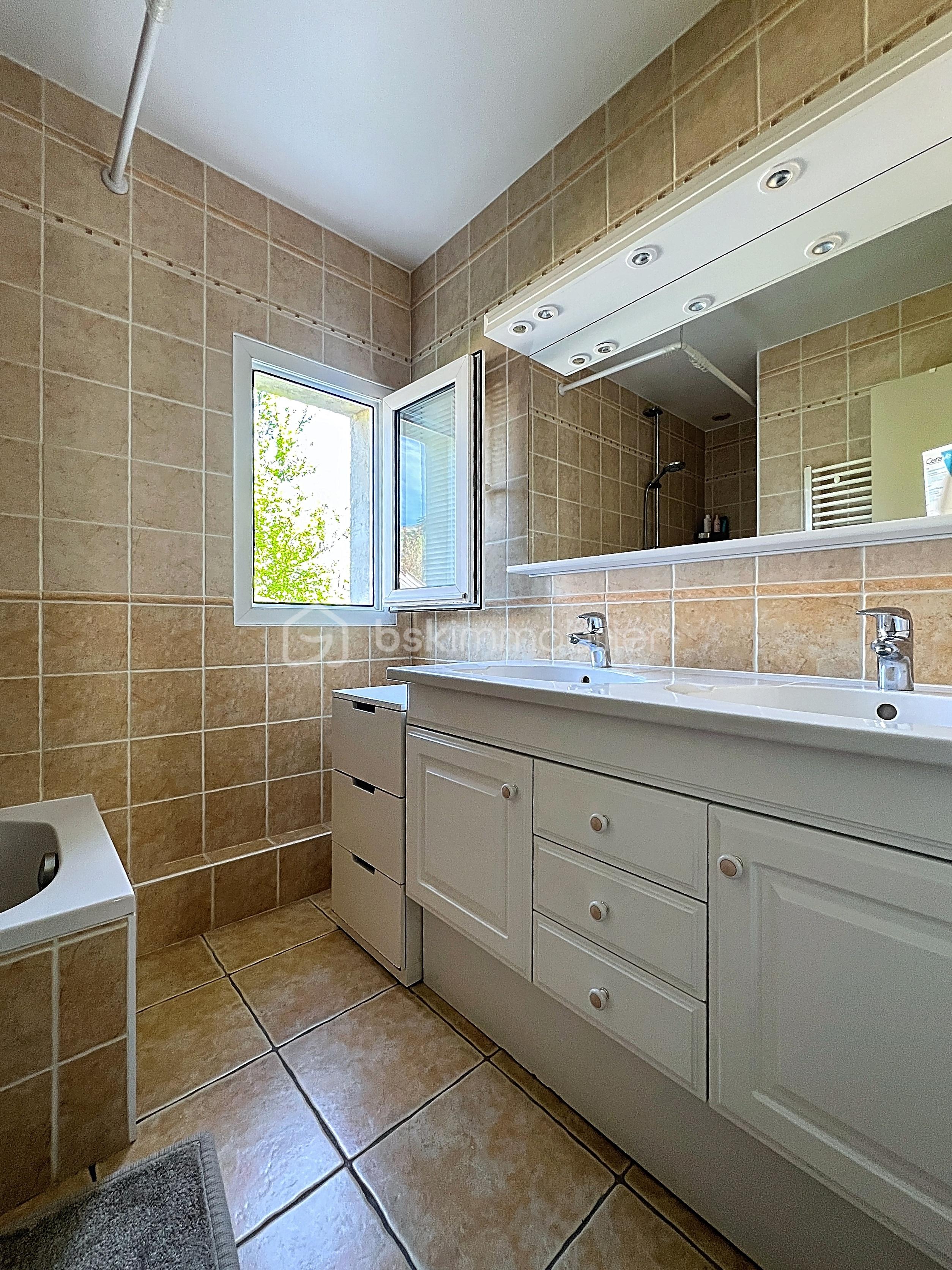 Maison de village de 160 m² - audrey_00037_246c34a.jpg