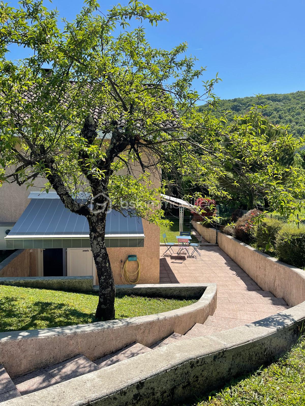 Maison de village de 160 m² - 995eaa0d-02ad-485e-b03f-18baf055af82.JPG