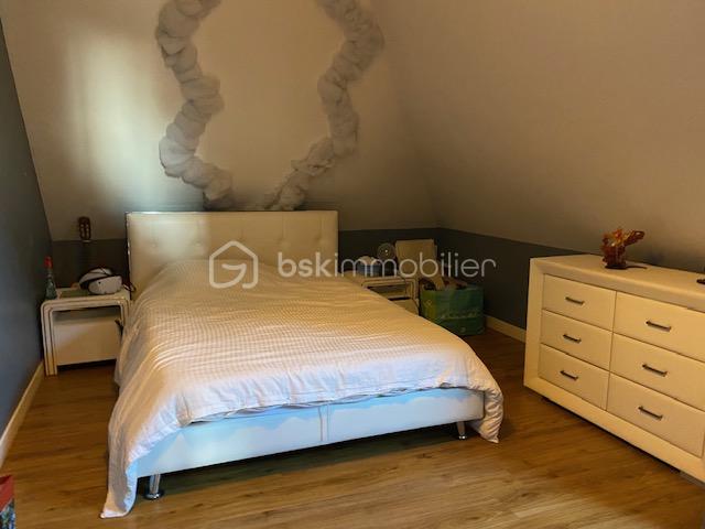 Maison contemporaine de 262 m² - chambre 3.jpg