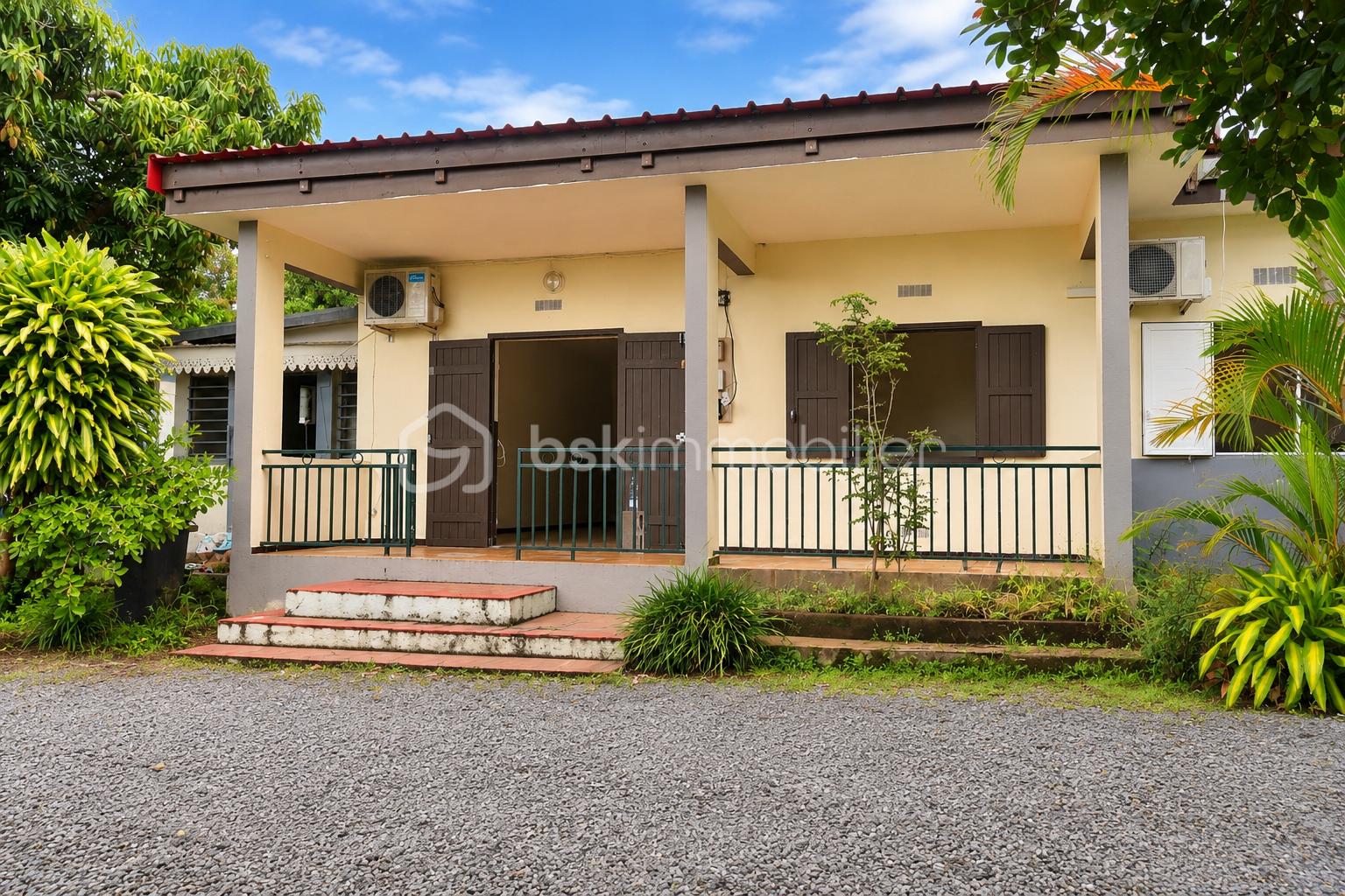 Maison 7 pièces 104 m² · à Saint-Benoît · 104 m² · 238 000 €