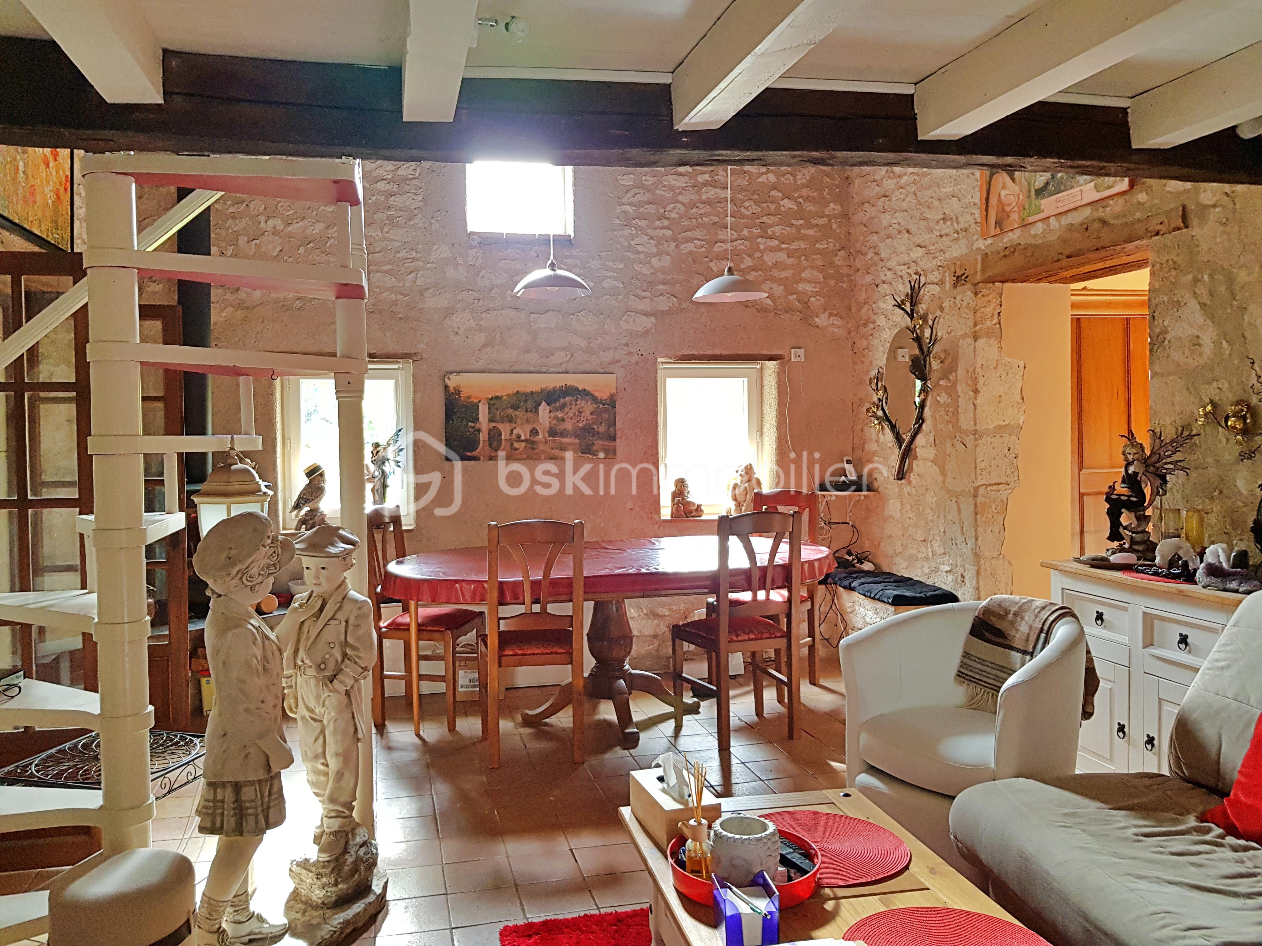 Maison de 77 m² - 2.jpg