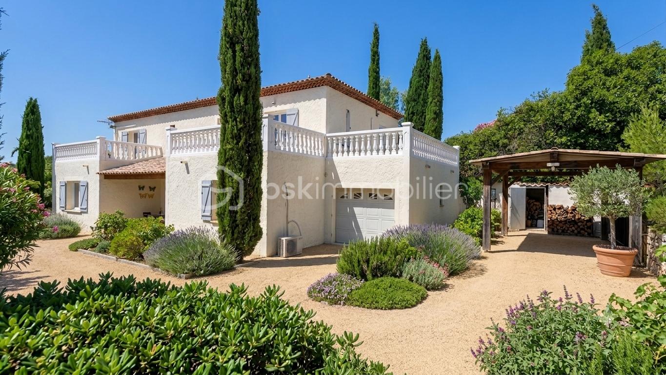 Maison 8 pièces 210 m² · à Le Luc · 210 m² · 740 000 €