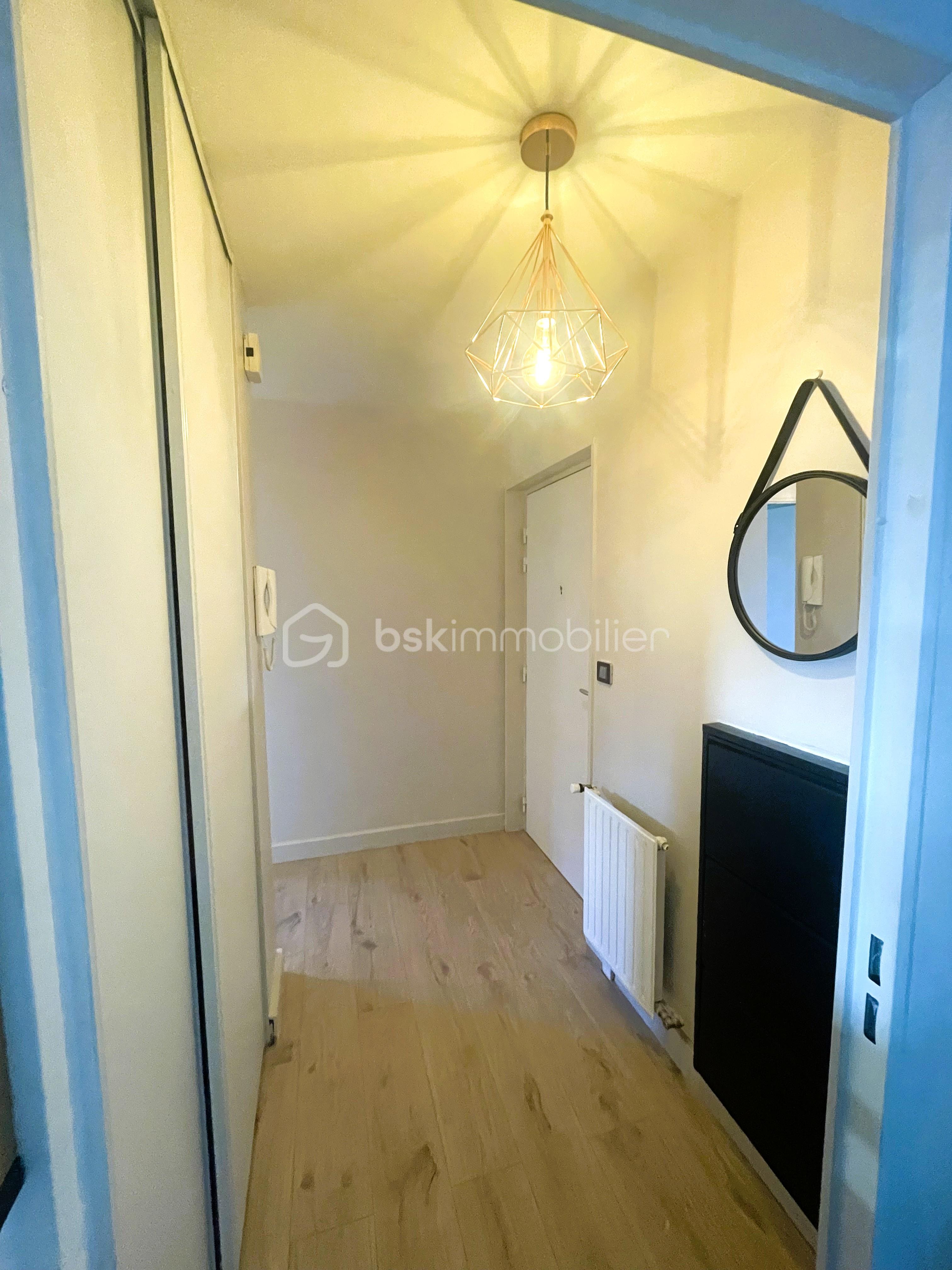 Appartement de 72,92 m² - entreepace.jpg