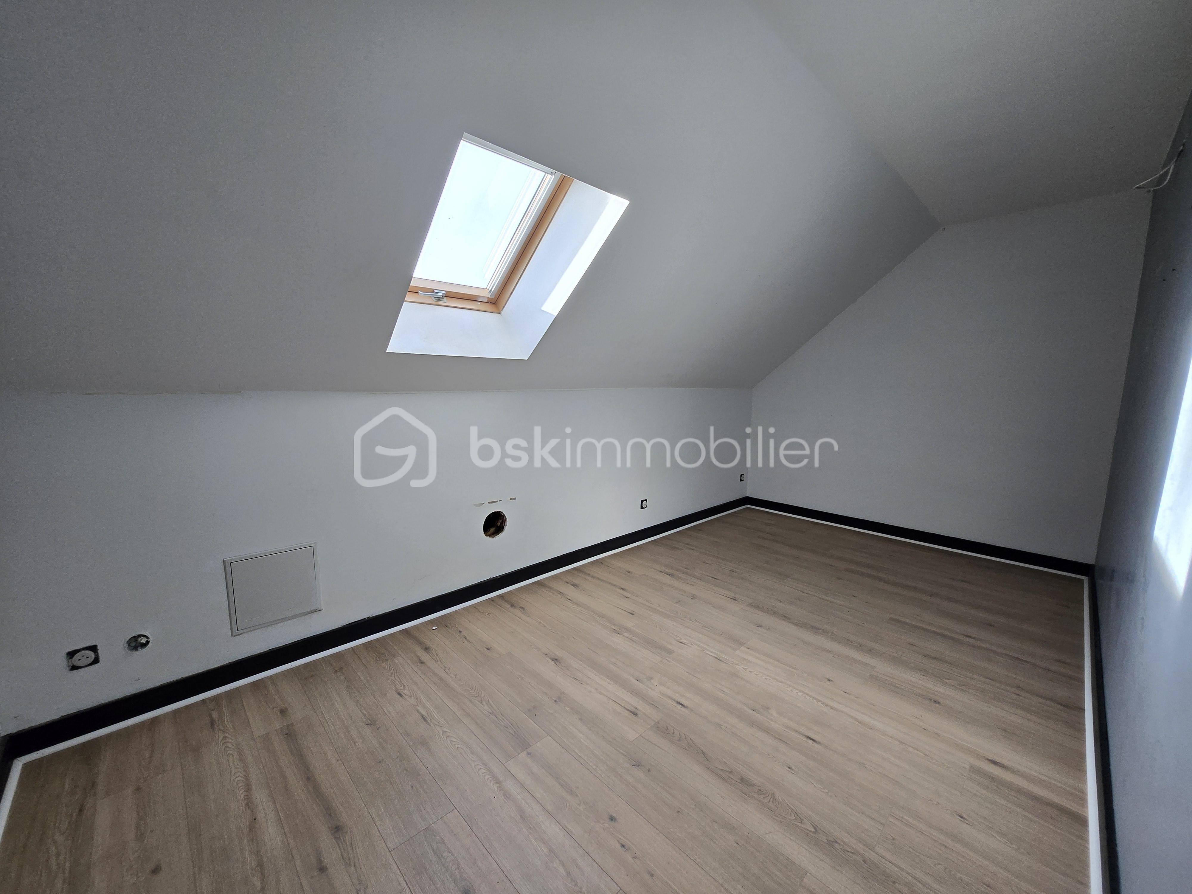 Pavillon de 230 m² - 20251215_131117.jpg