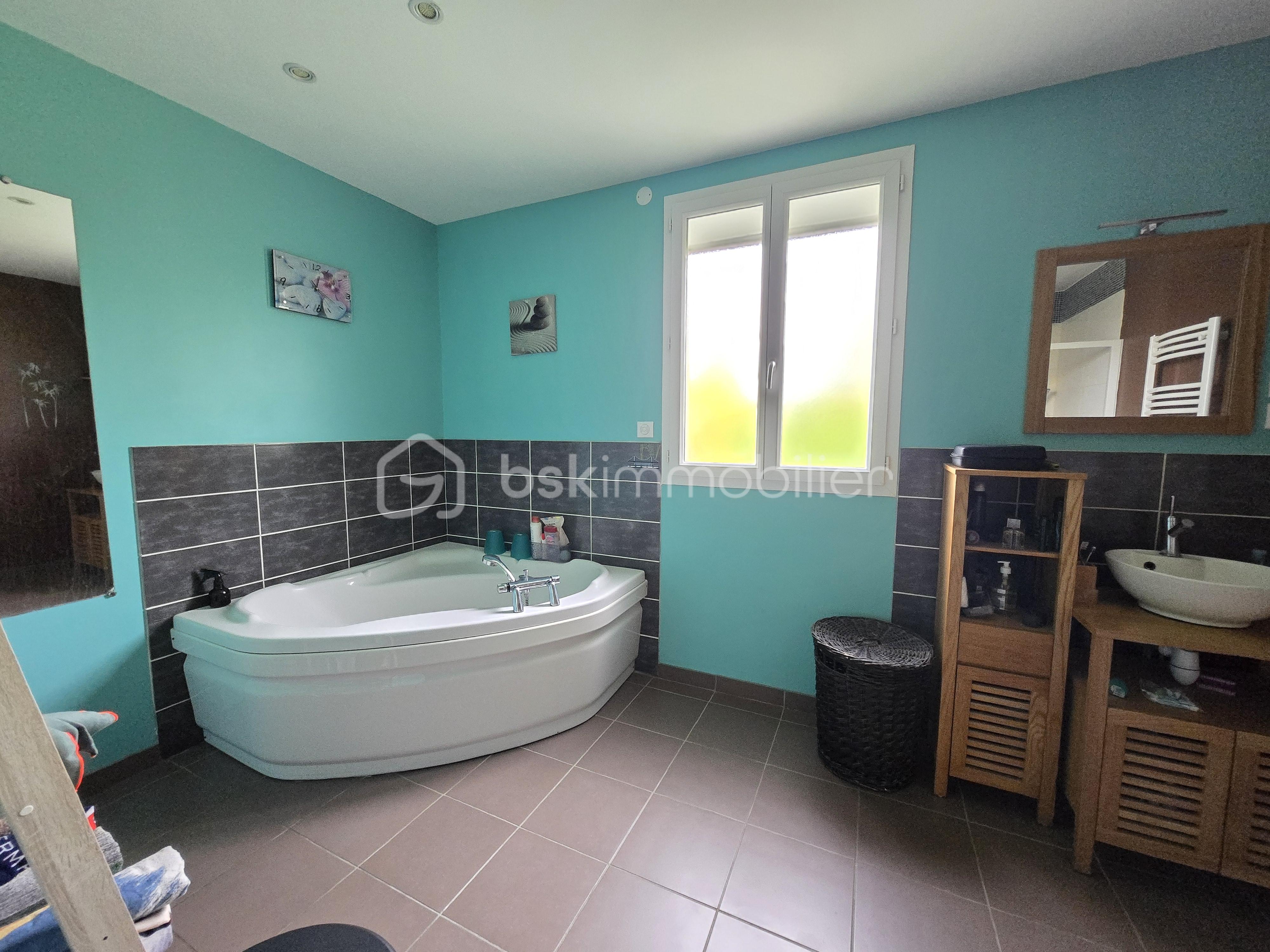 Pavillon de 230 m² - 20251215_130821.jpg