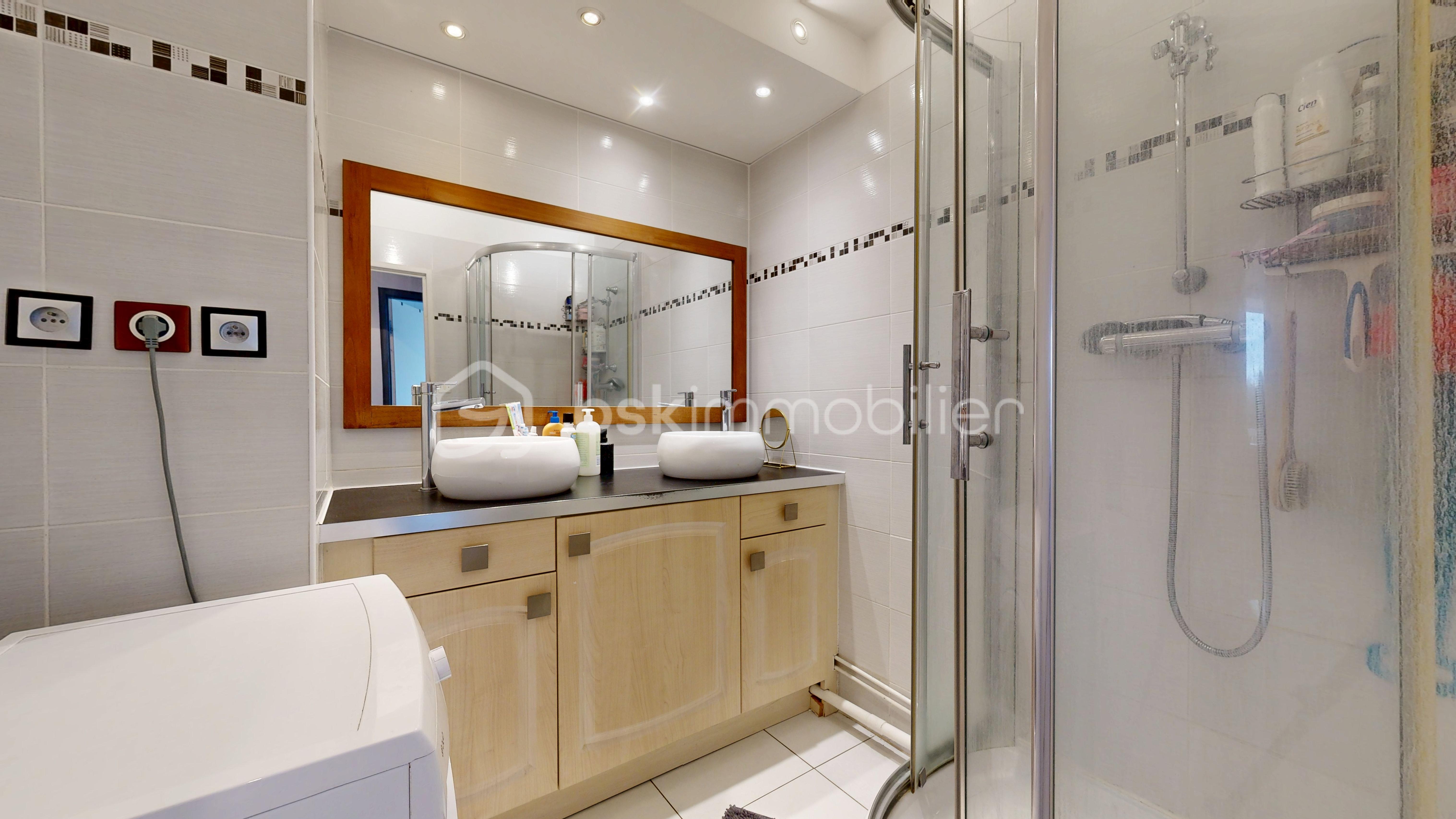 Appartement de 81 m² - 10-Rue-Marcel-Vardelle-12182025_133108.jpg