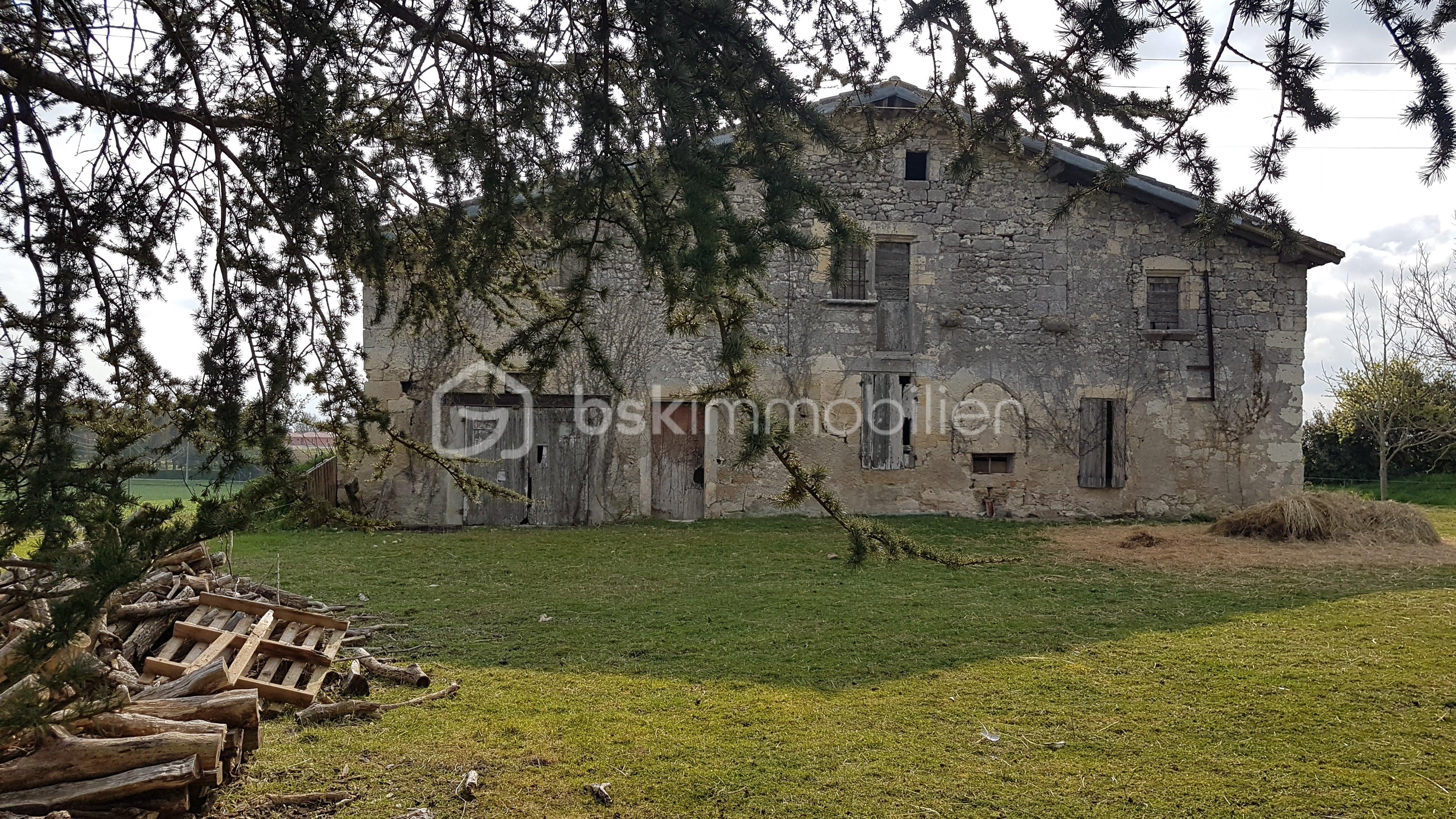 Maison ancienne de 284 m²