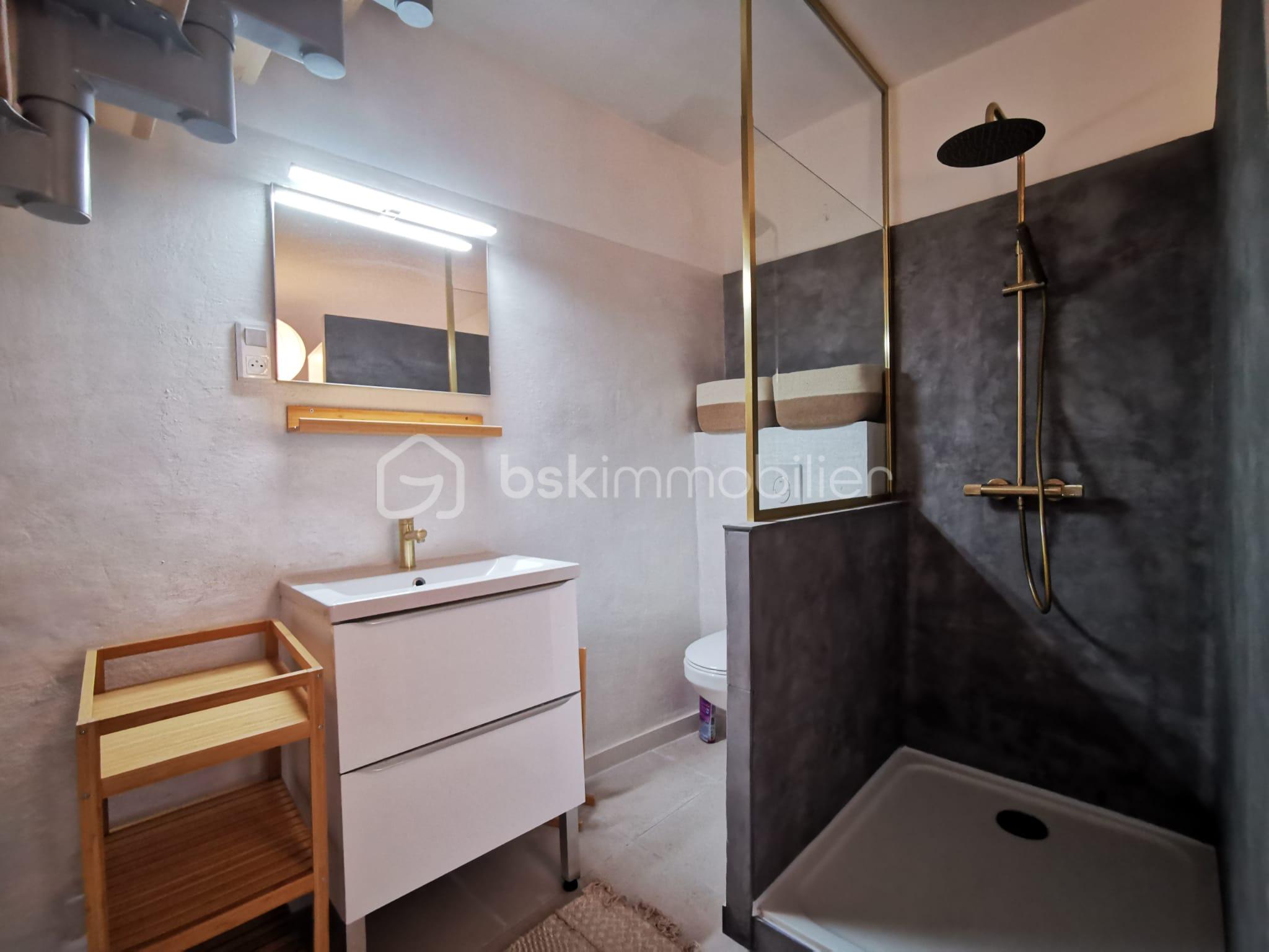 Triplex de 41,80 m² - WhatsApp Image 2024-12-03 à 14.20.50_477305d8.jpg