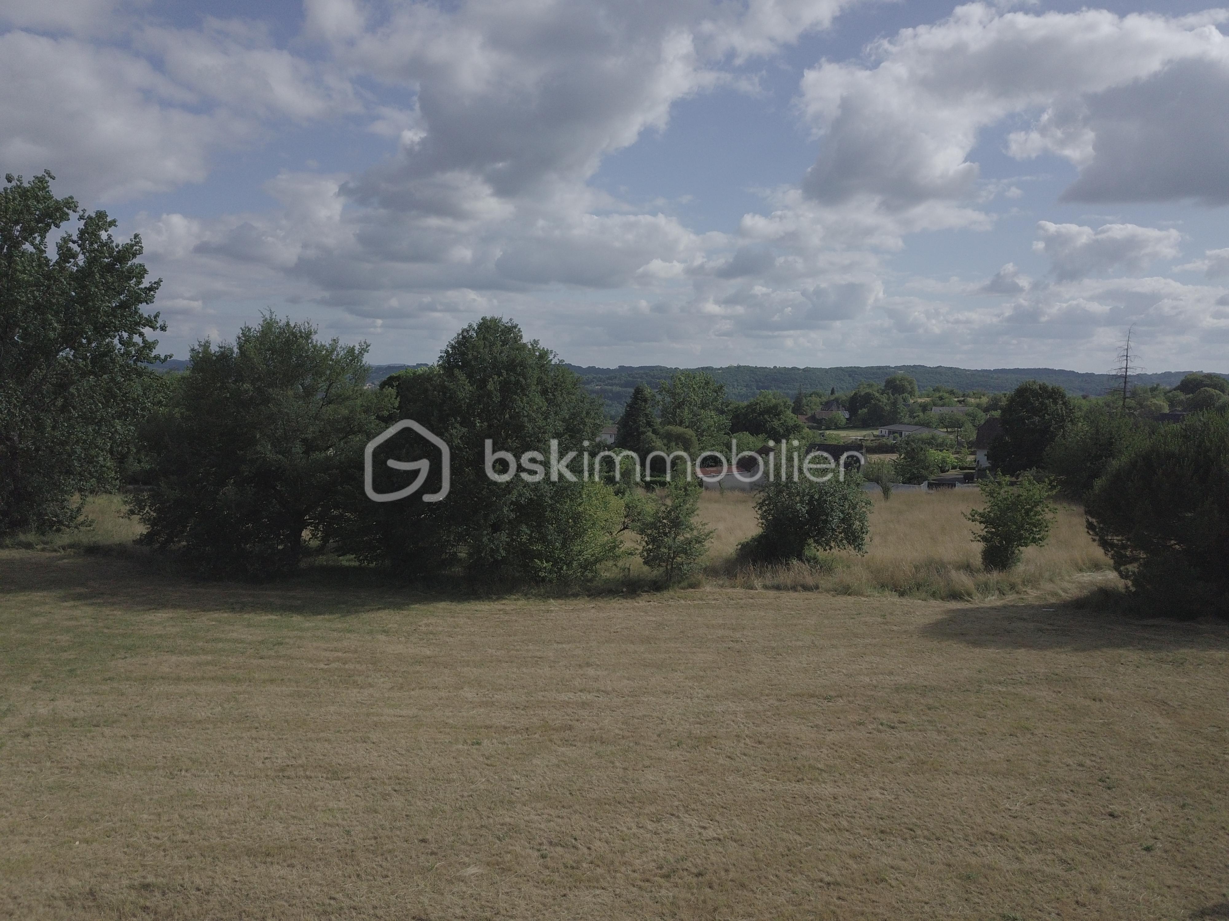 Terrain de 1 570 m² - DJI_0001.JPG