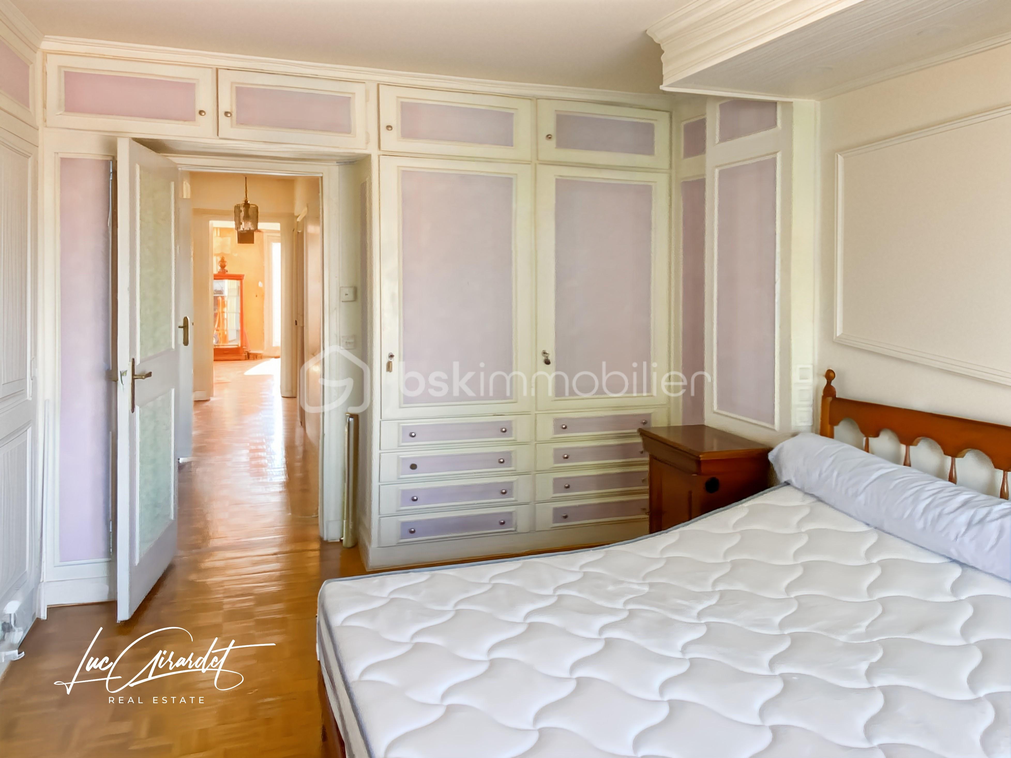 Appartement de 77 m² - chambre couloir.jpg