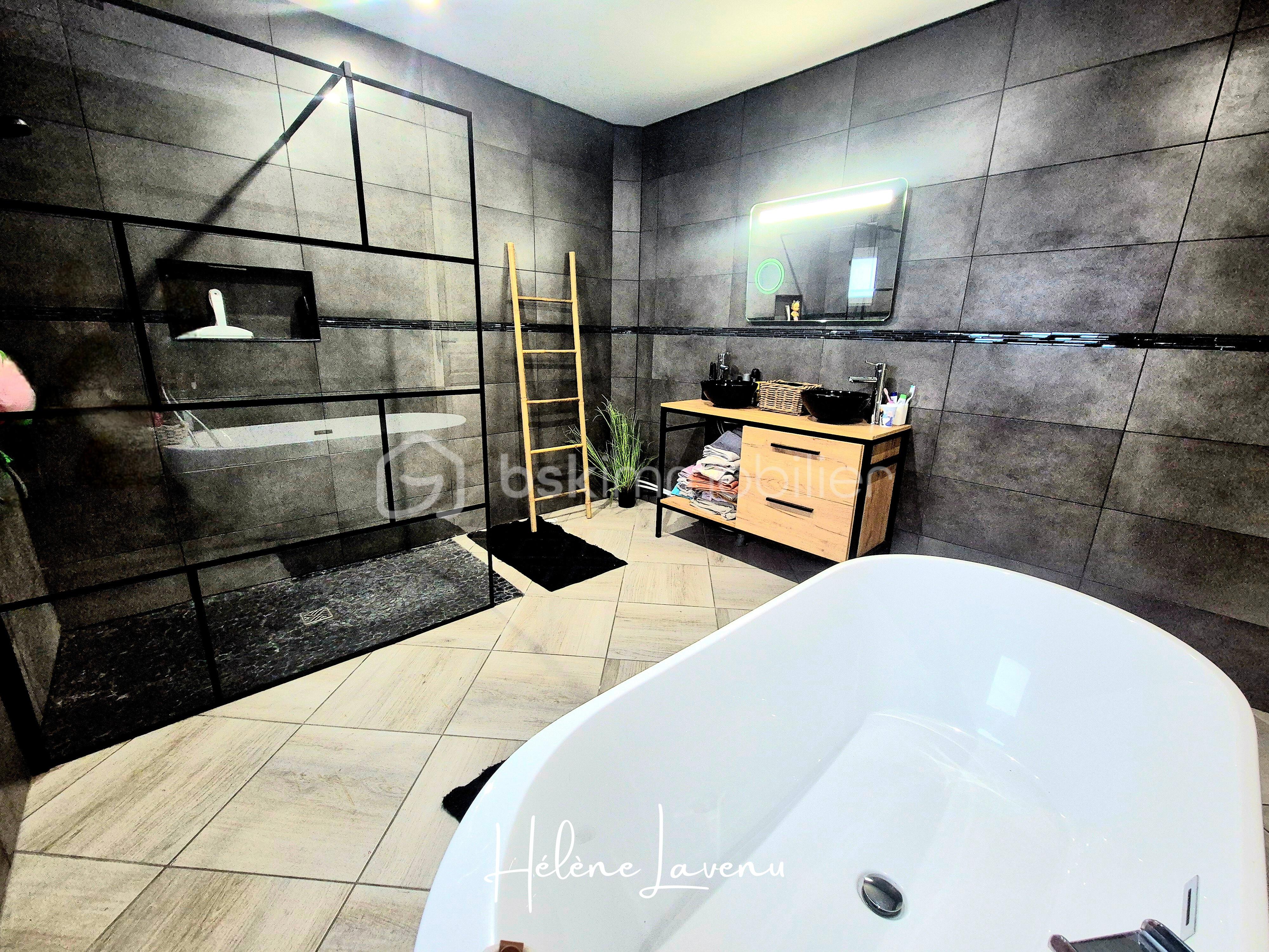 Maison de 128,15 m² - 3.png