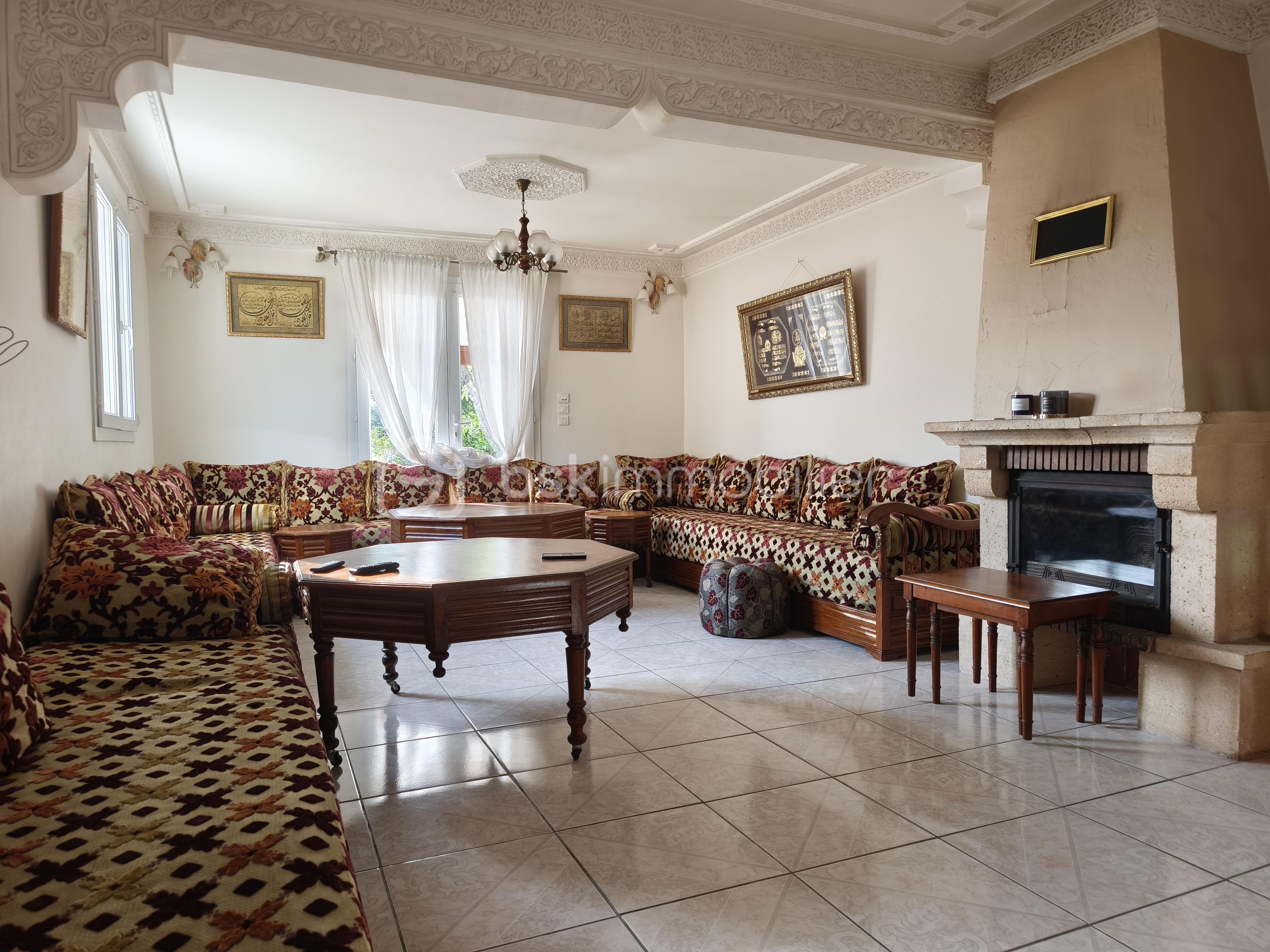 Maison traditionnelle de 160 m² - 1000043732.jpg