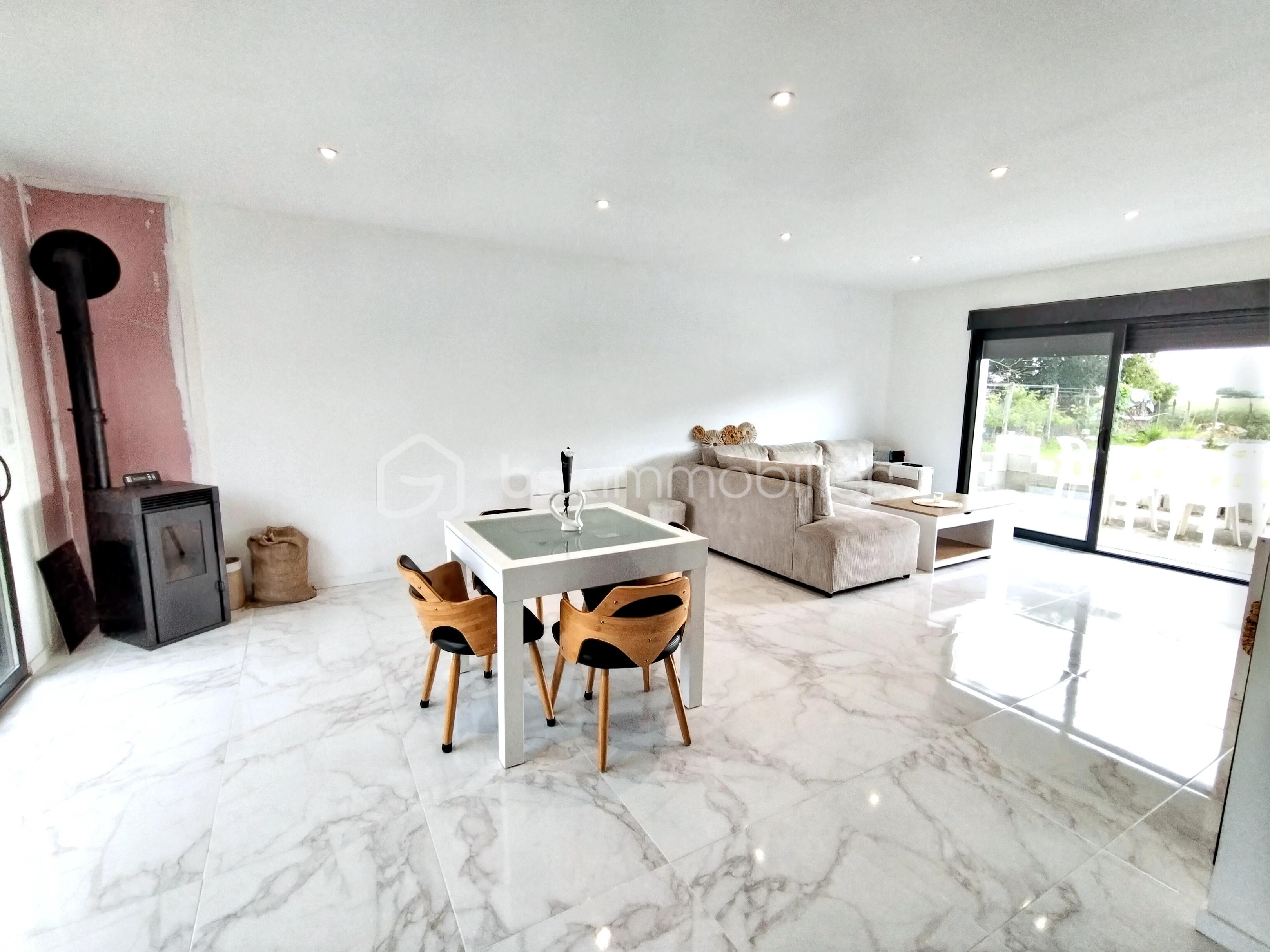 Maison de 95 m² - a44cfe5e-b617-4fa6-b08f-c218a1f7c430.jpg
