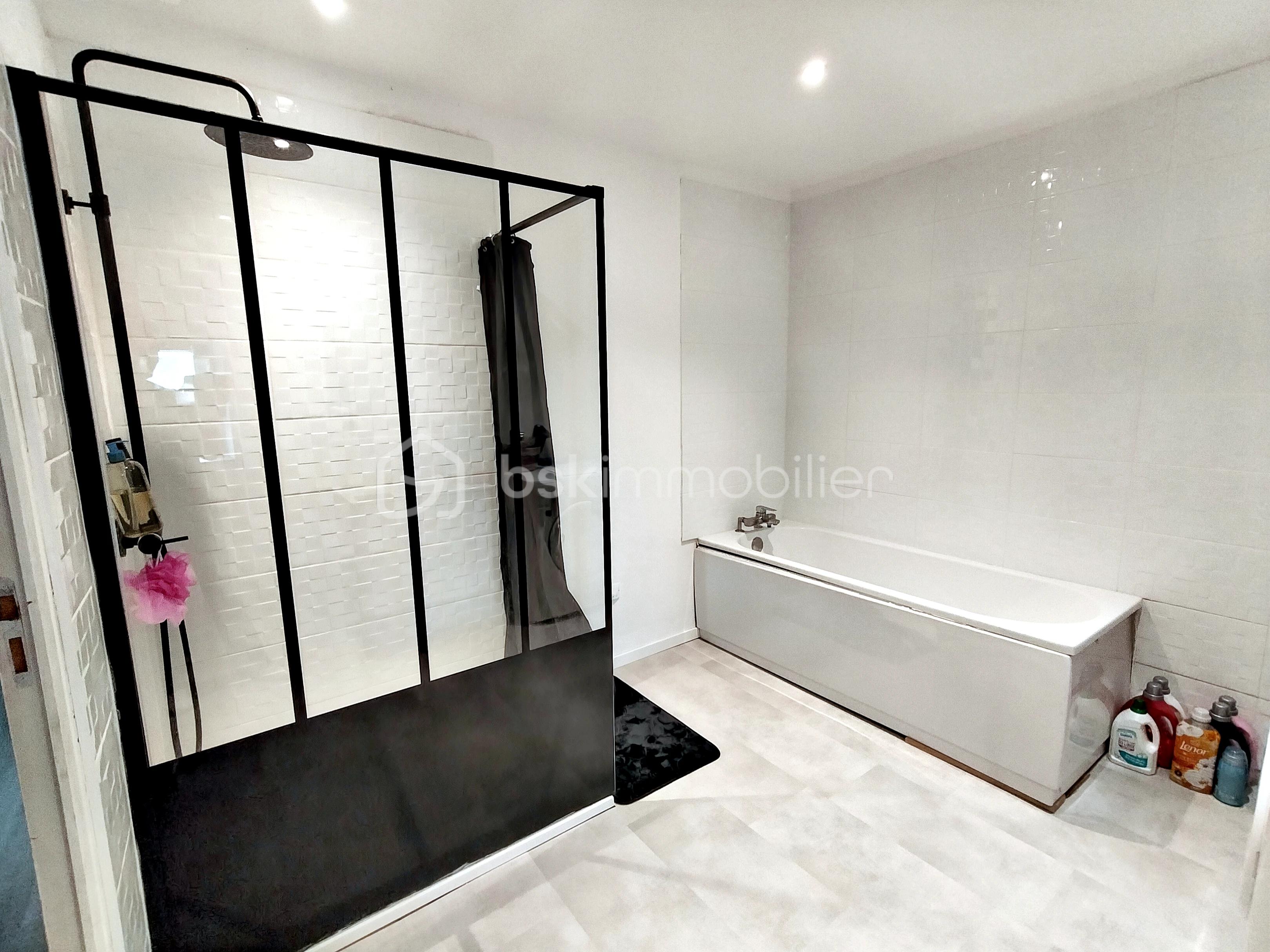 Maison de 95 m² - 295adcdc-46b4-472b-9978-a04b9c3639a8.jpg