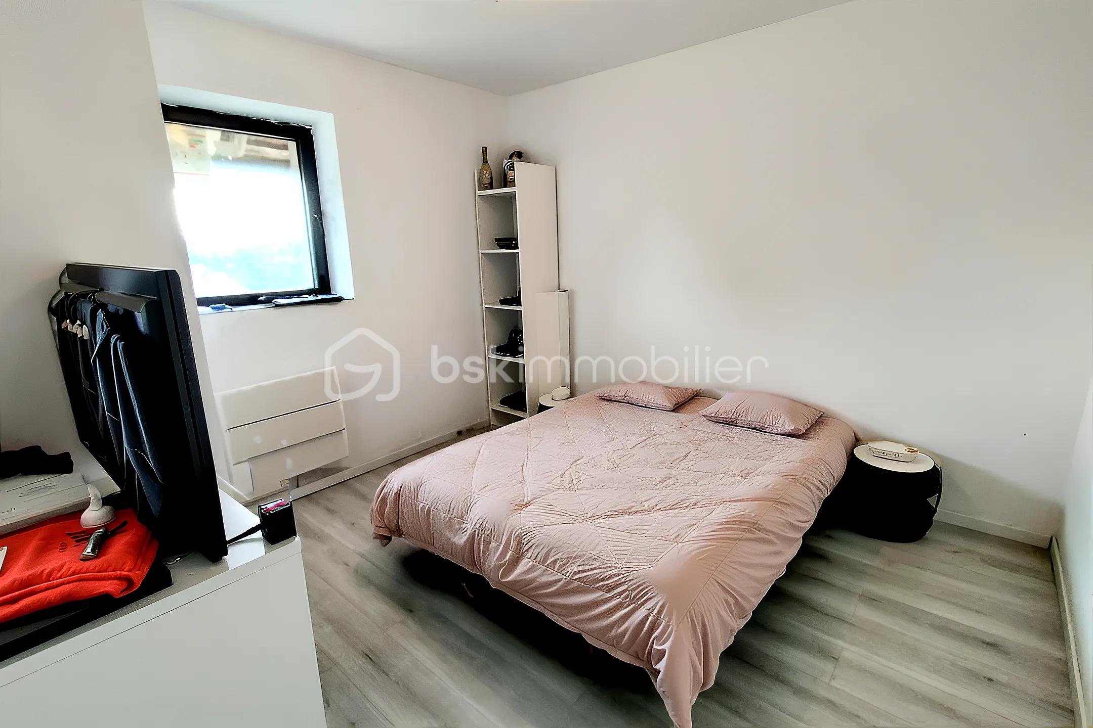 Maison de 95 m² - 2882ab43-1699-415c-81e2-ea1f6e398717.jpg