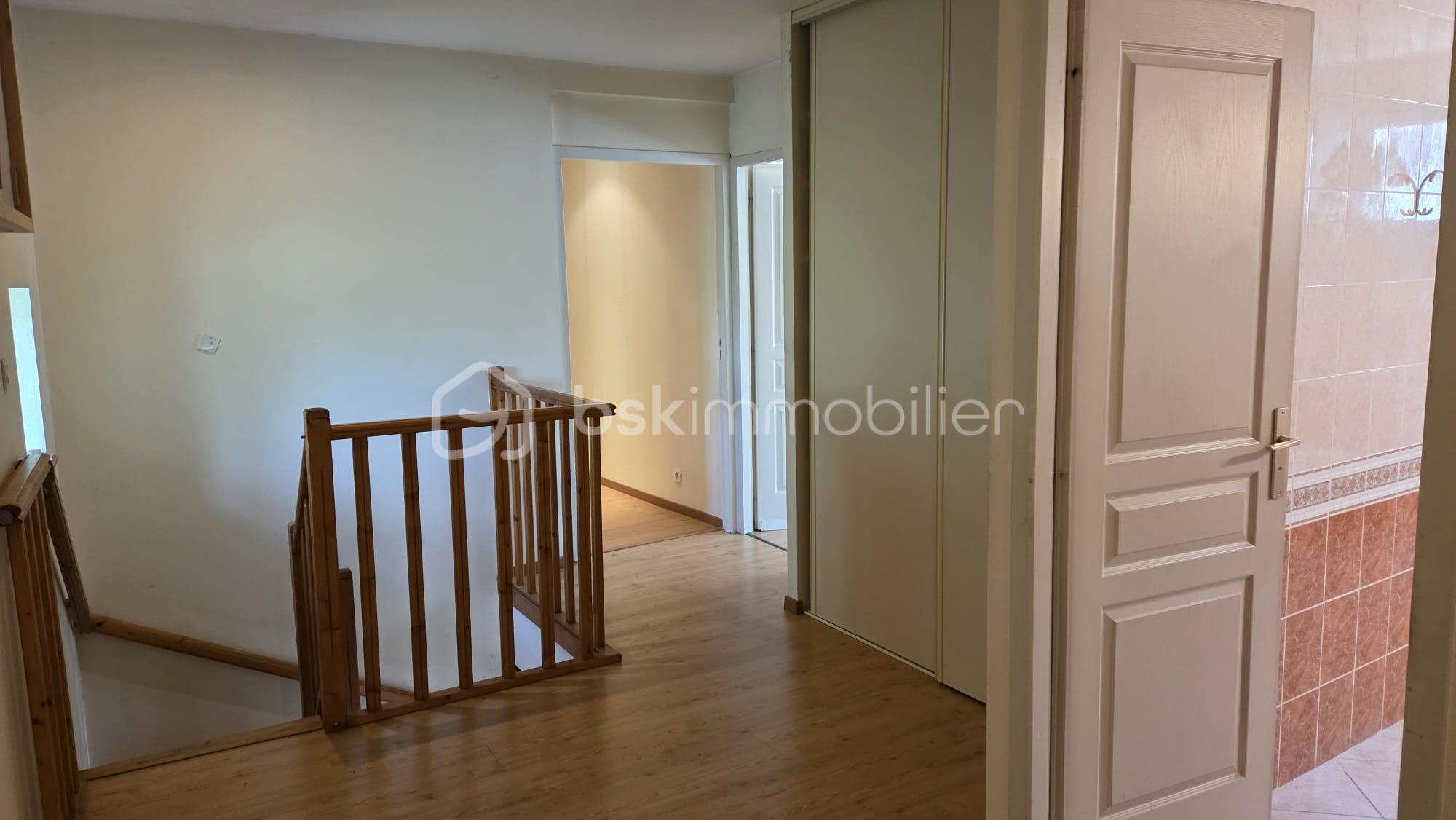 WhatsApp Image 2026-04-16 at 17.15.08 (5).jpeg