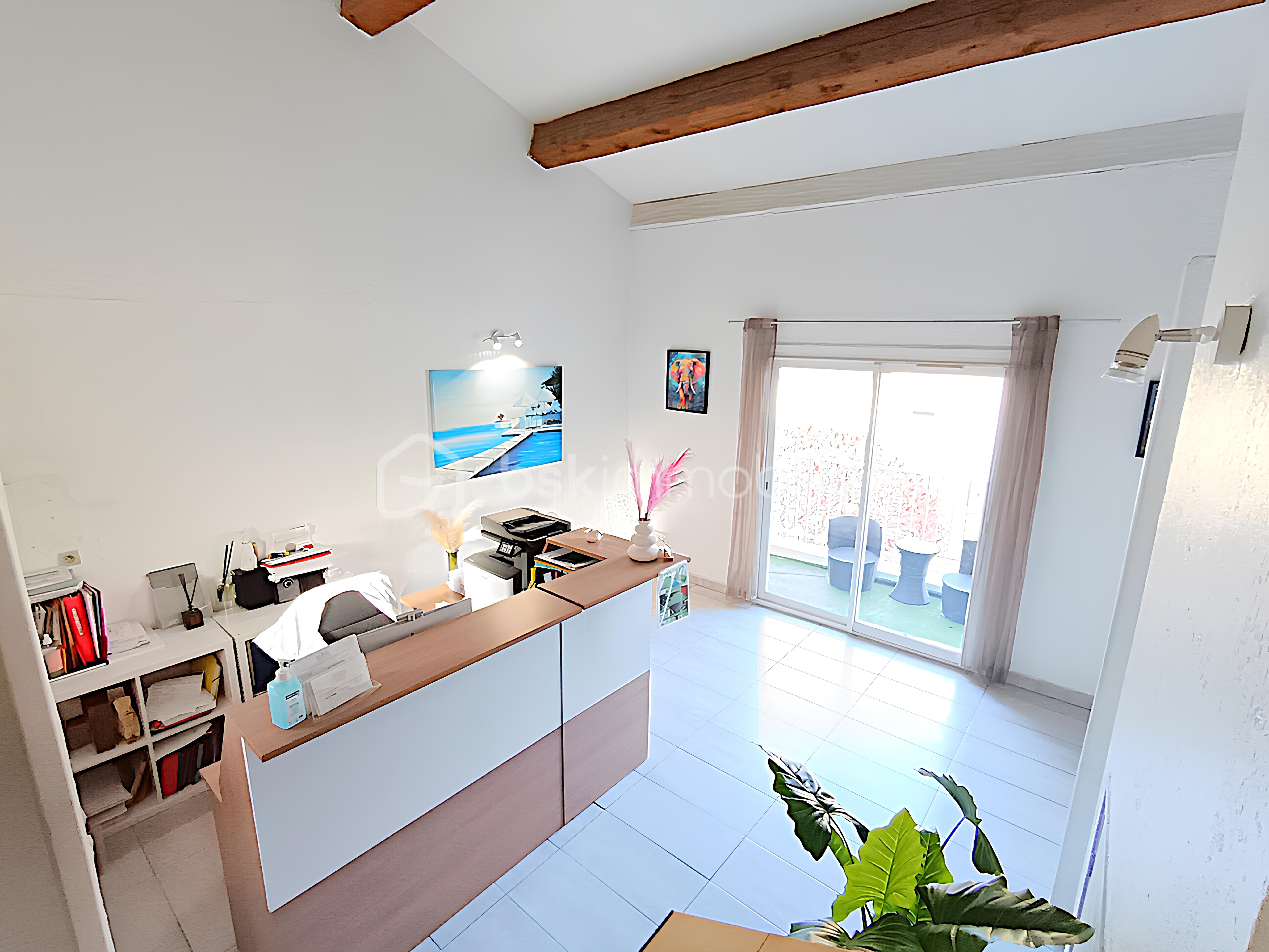Local commercial 3 pièces 50 m² · à La Seyne-sur-Mer · 50,2 m² · 189 000 €