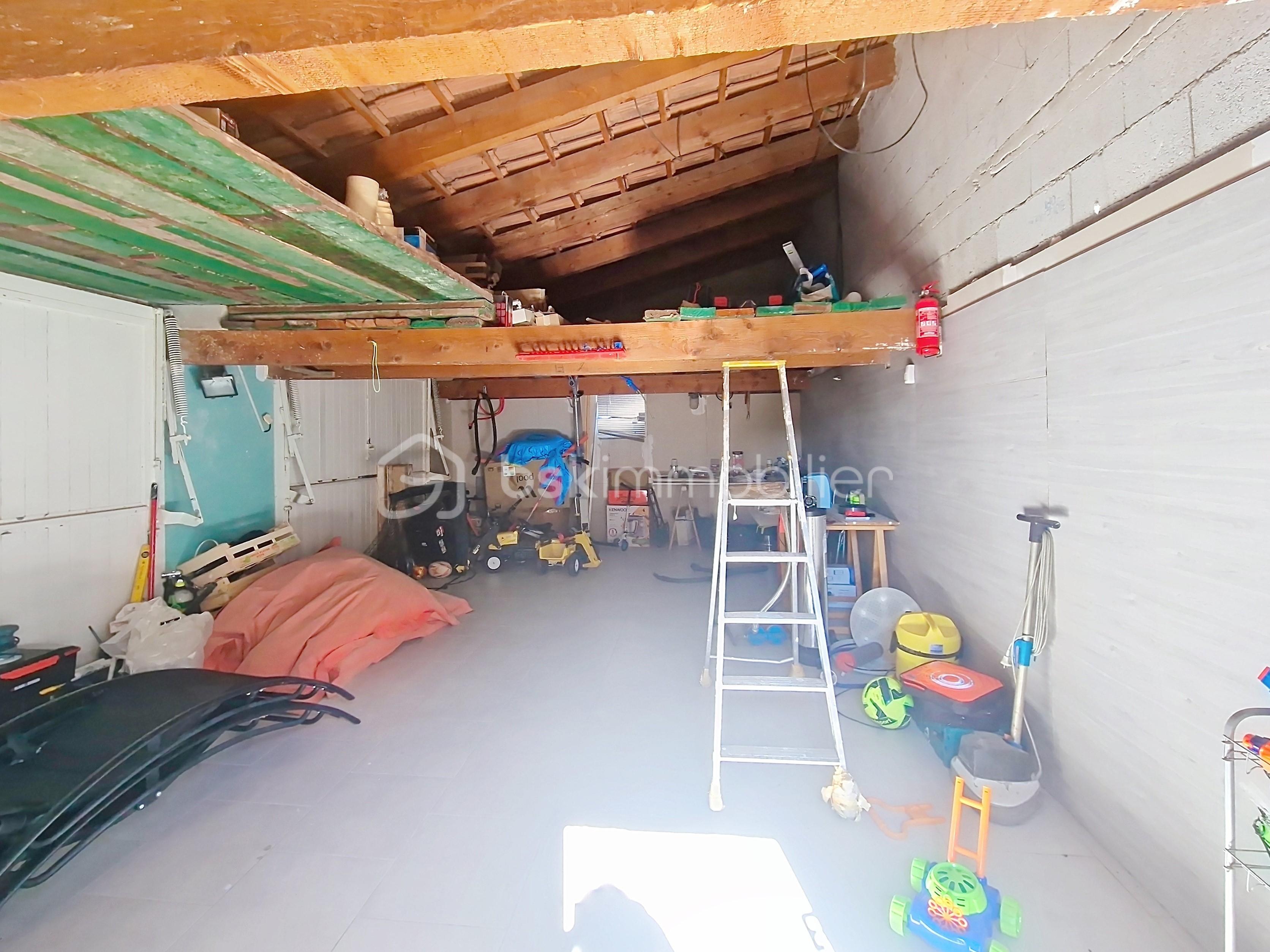 Maison de 150 m² - garage.jpg