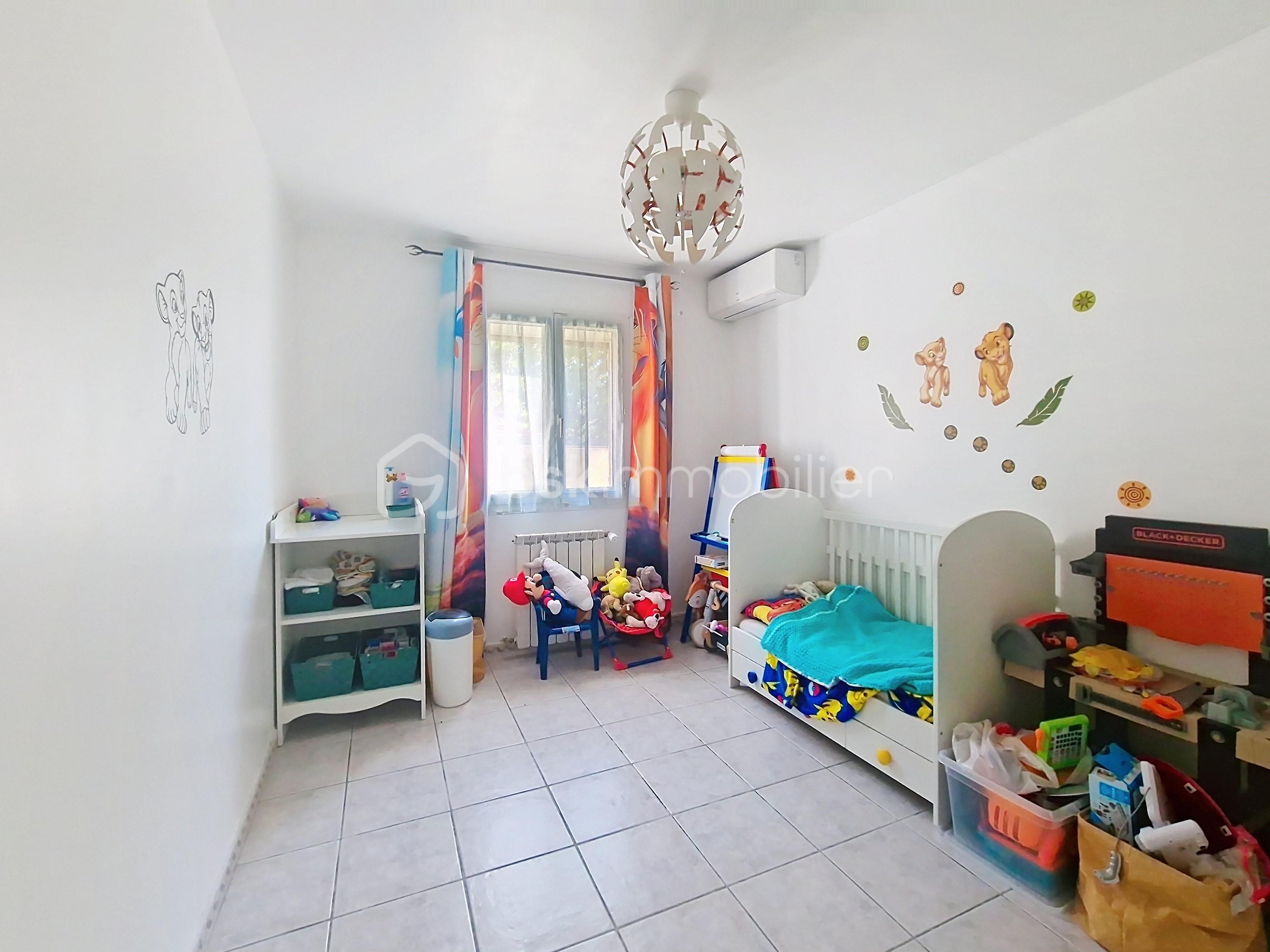Maison de 150 m² - chambre 8.jpg