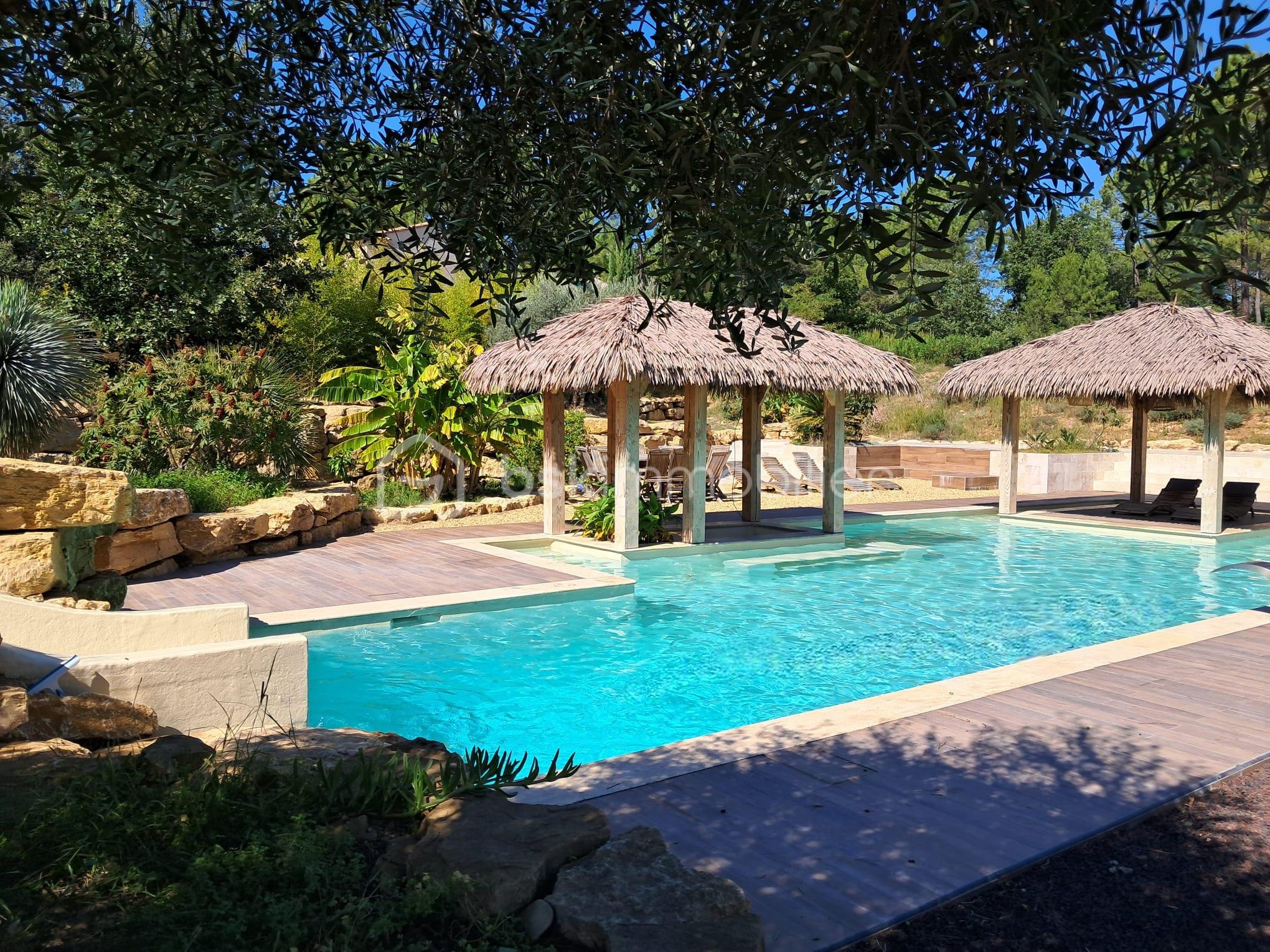 Maison de 237 m² - PHOTO-2025-01-08-11-35-58 6 Retouch.jpeg