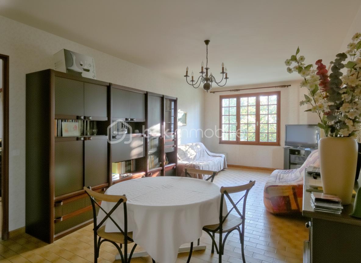 Maison de 90 m² - maison a vendre 200000  marennes oleron racinet immobilier (2).jpg