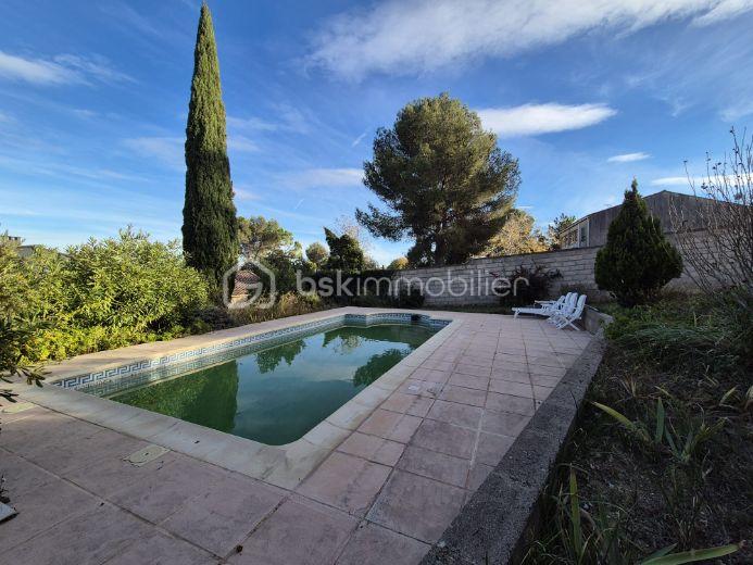 Maison traditionnelle de 235,42 m² - IMG-20251202-WA0026.jpg