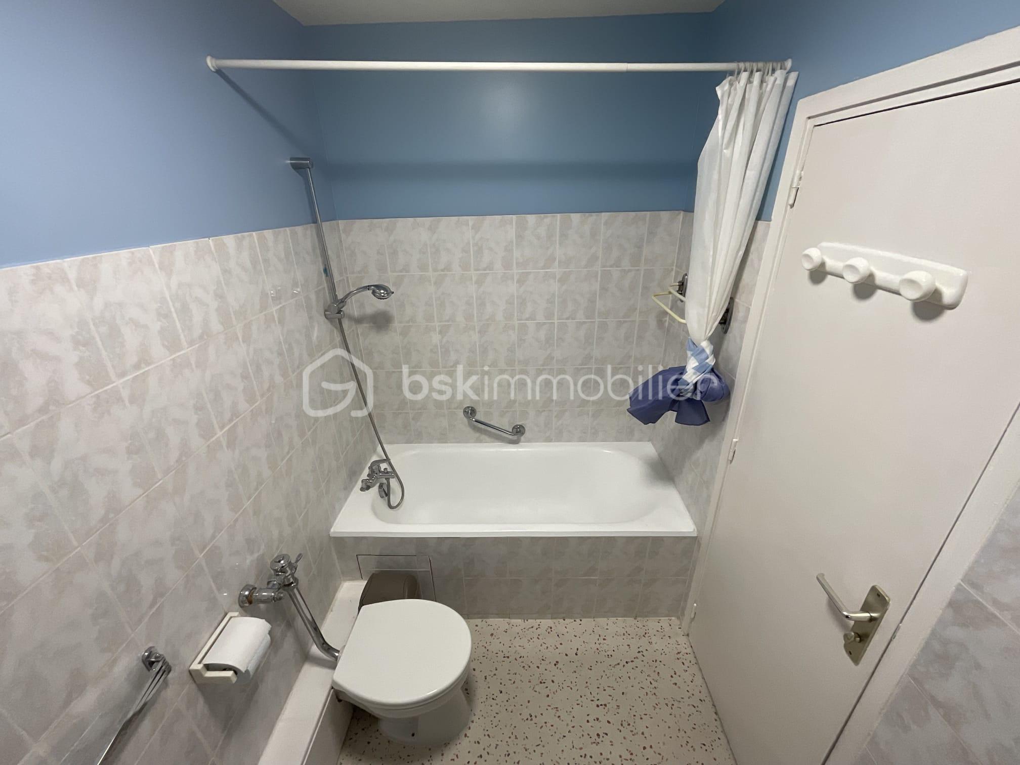 Appartement de 51 m² - CiqmnGjtV14DaWMmlEvhiFHvaycBZDkaoQM4vVPJ.jpg