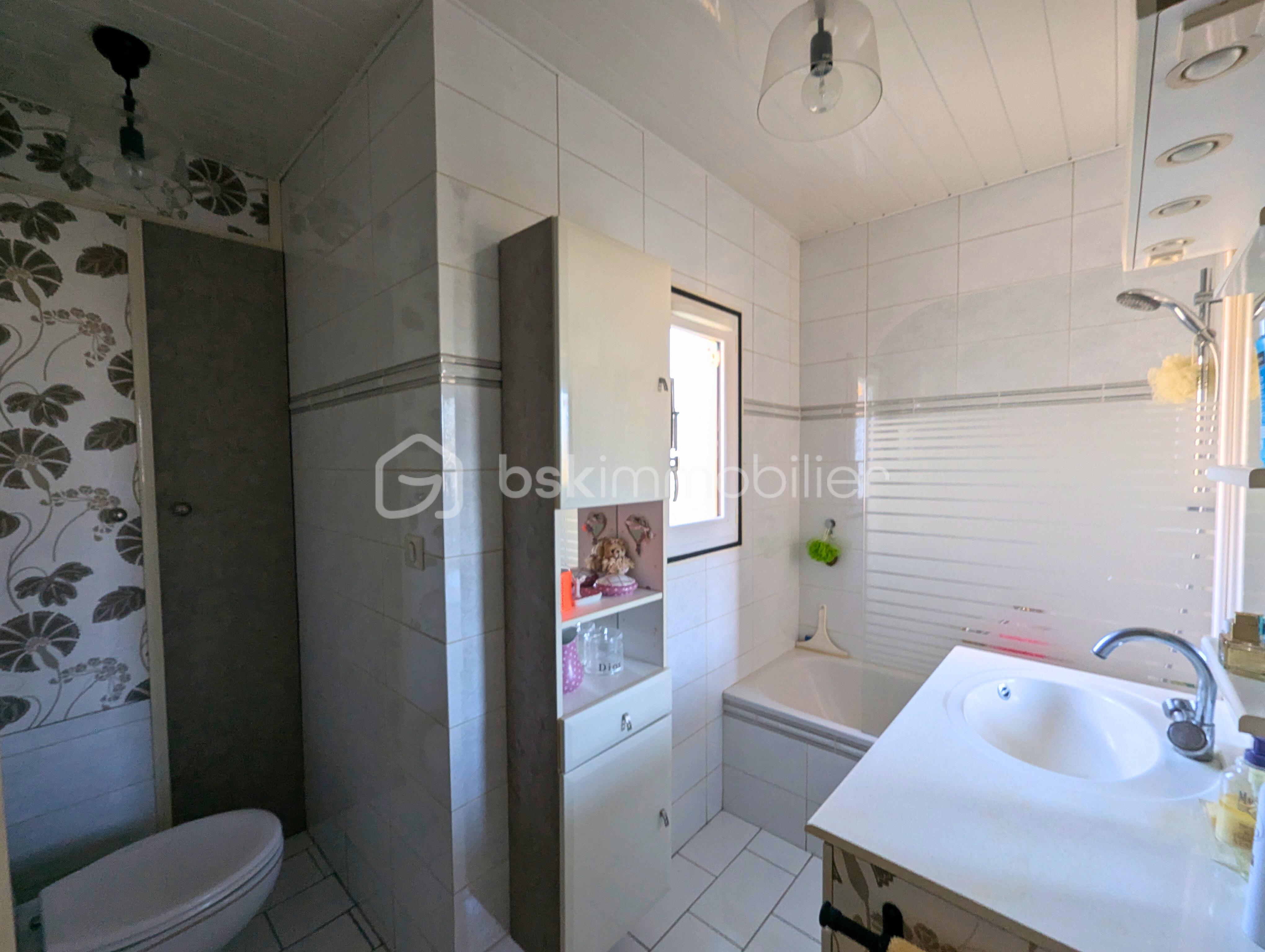 Duplex de 69 m² - 683891c3-5a1a-465a-8266-0fb70b4009f4.jpg