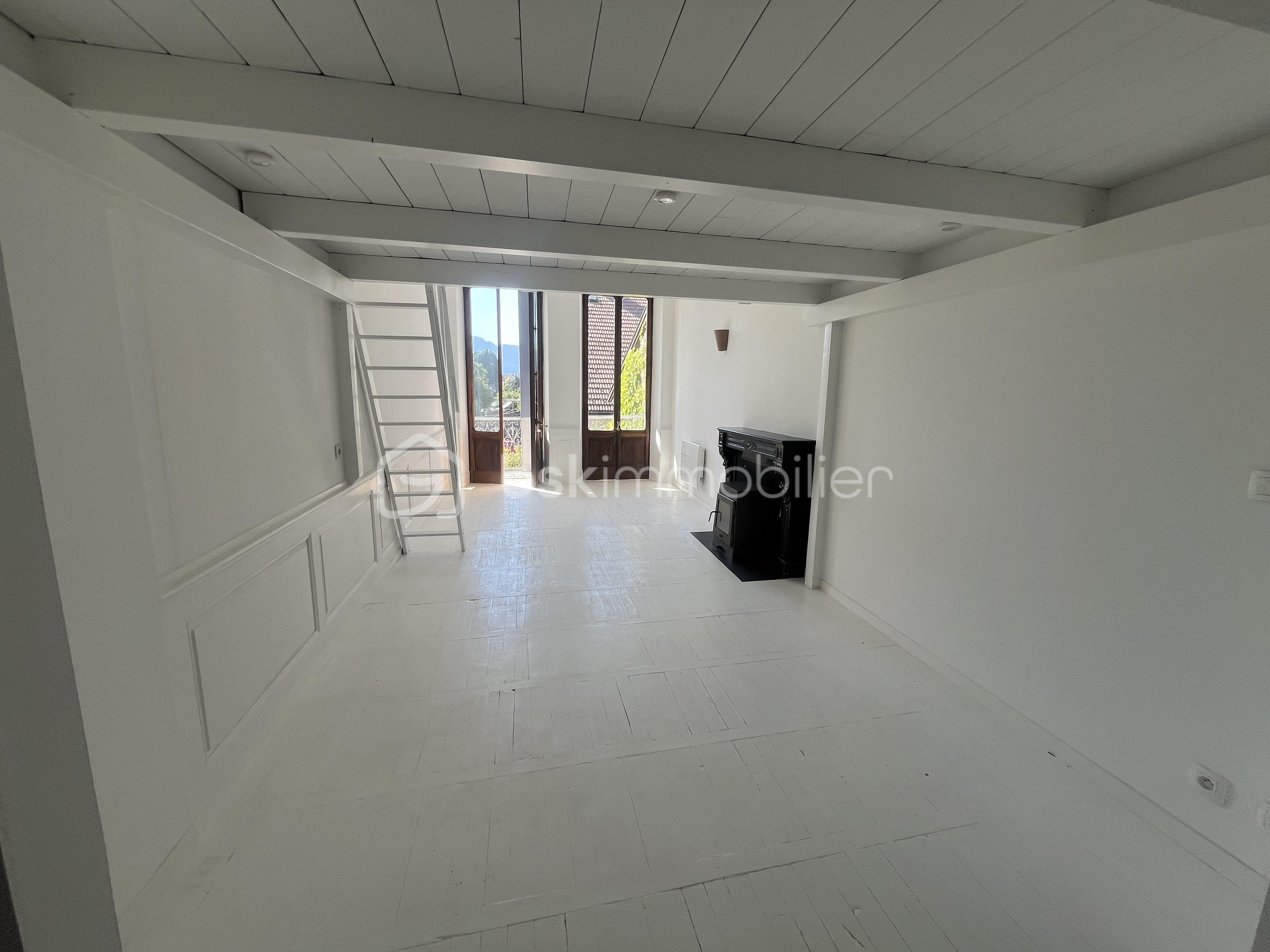 T2 BALCON 1.jpg