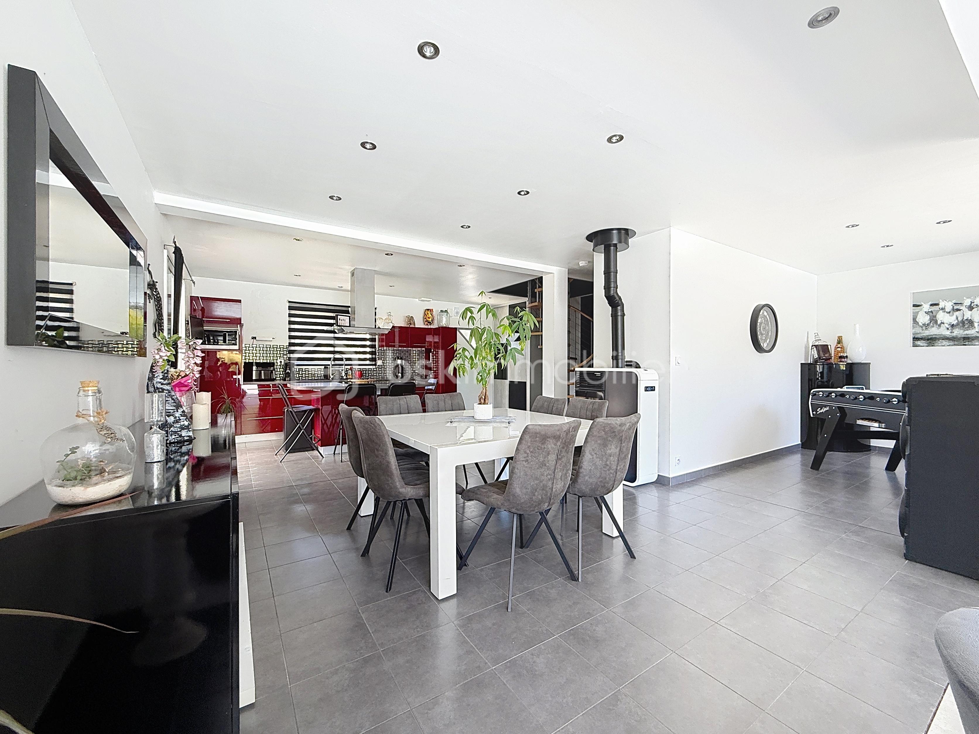 Maison de 154 m² - sens_00001 (13).jpg