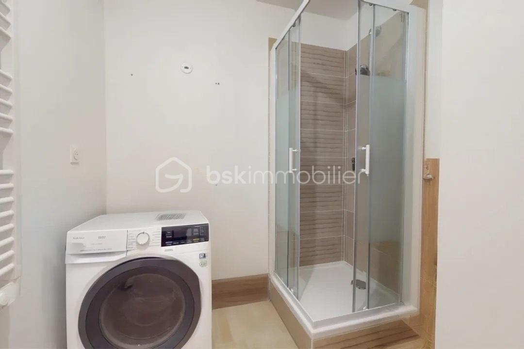 Appartement de 85 m² - wmremove-transformed (2).jpeg