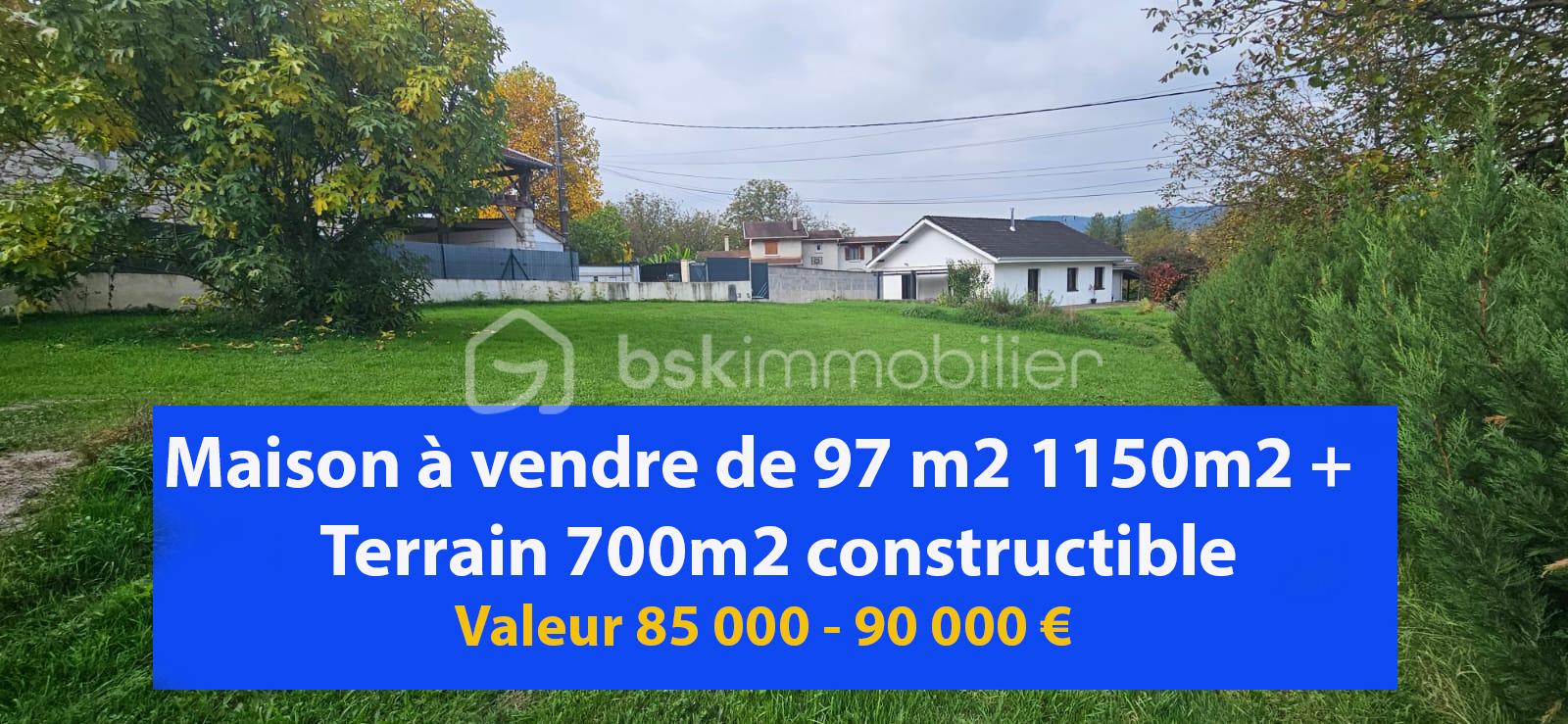 Maison contemporaine de 95 m² - TERRAIN.jpg