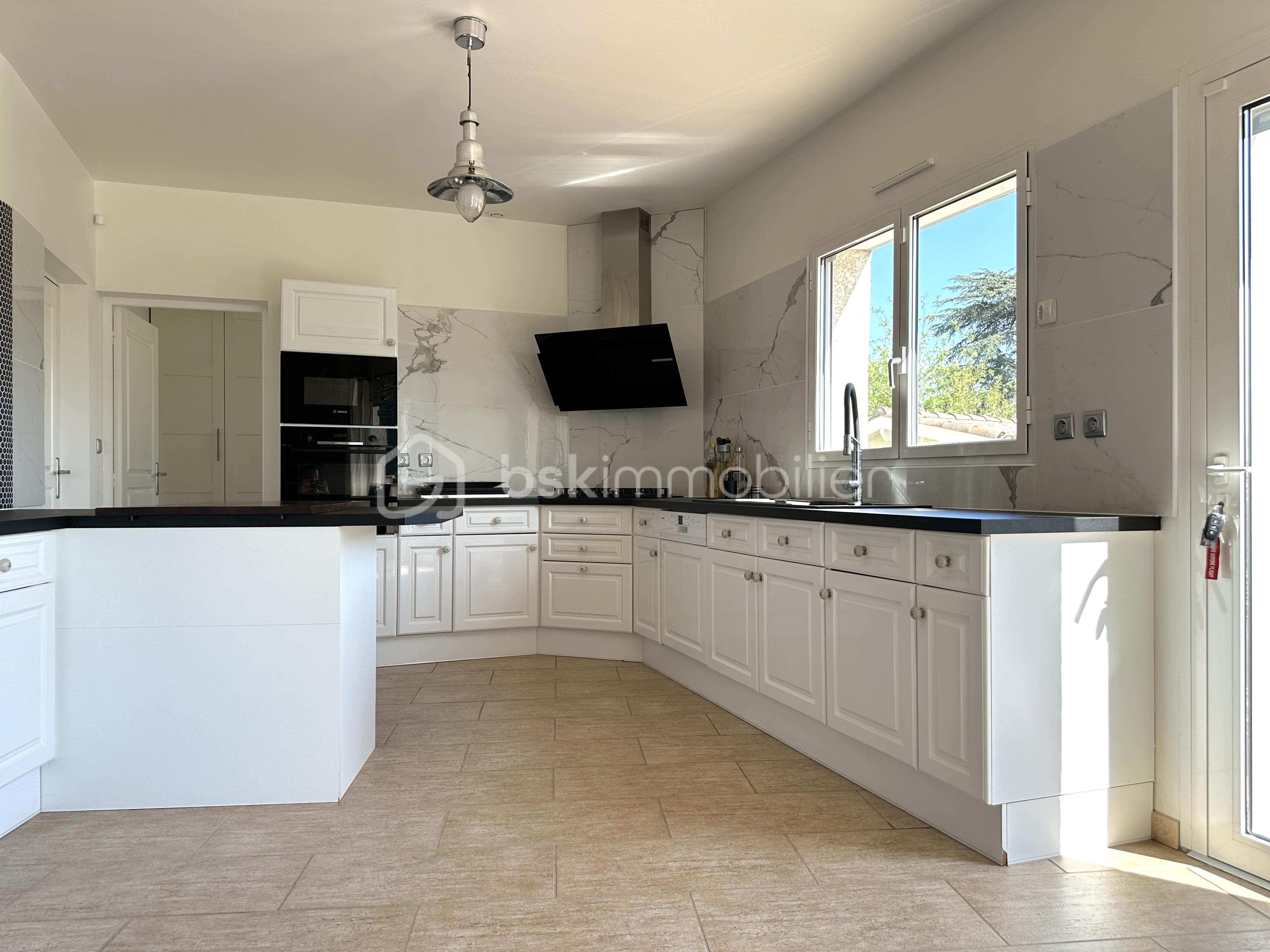 Maison de 254 m² - 8.jpeg