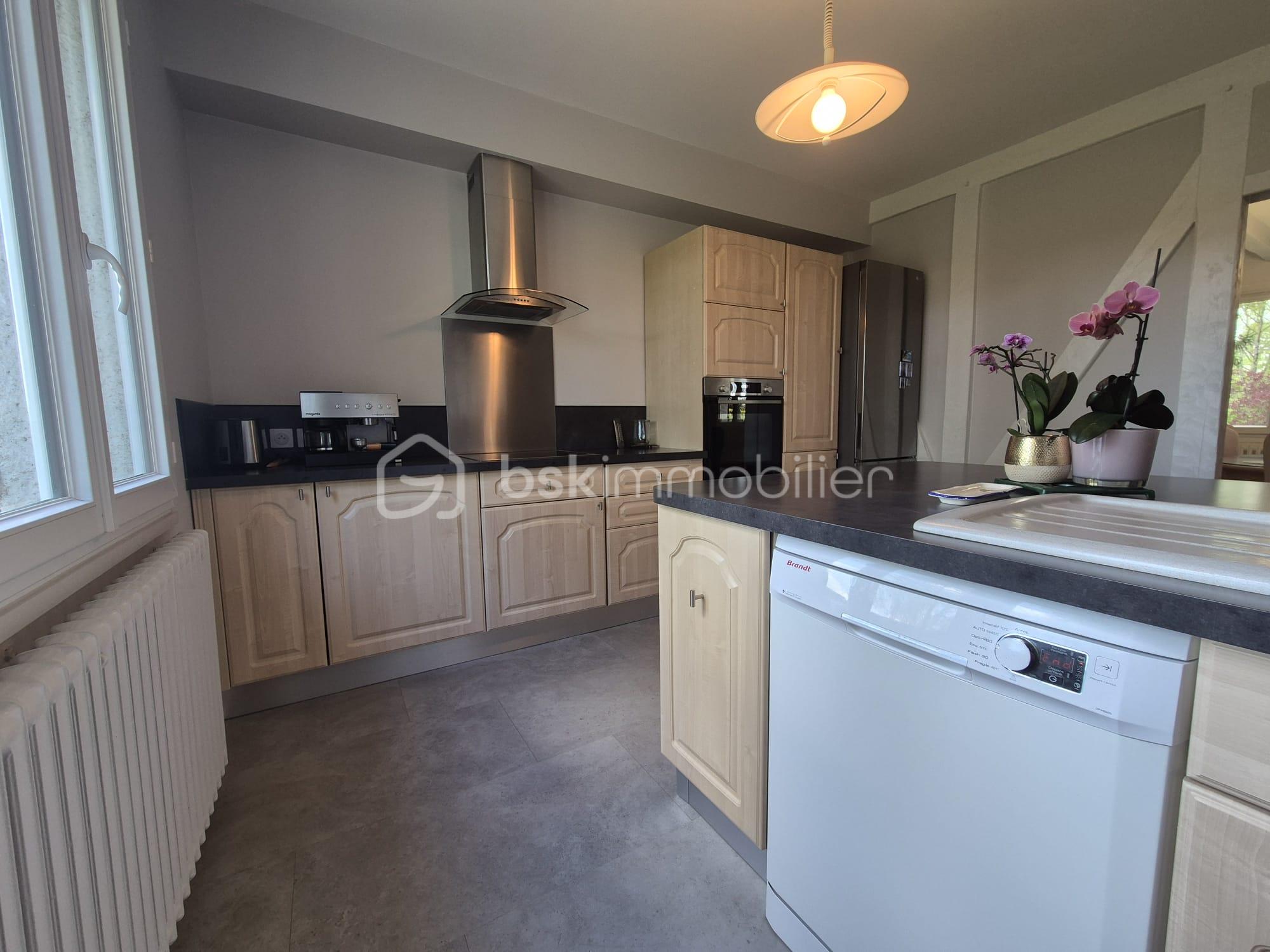 WhatsApp Image 2026-04-19 at 09.38.02 (5).jpeg