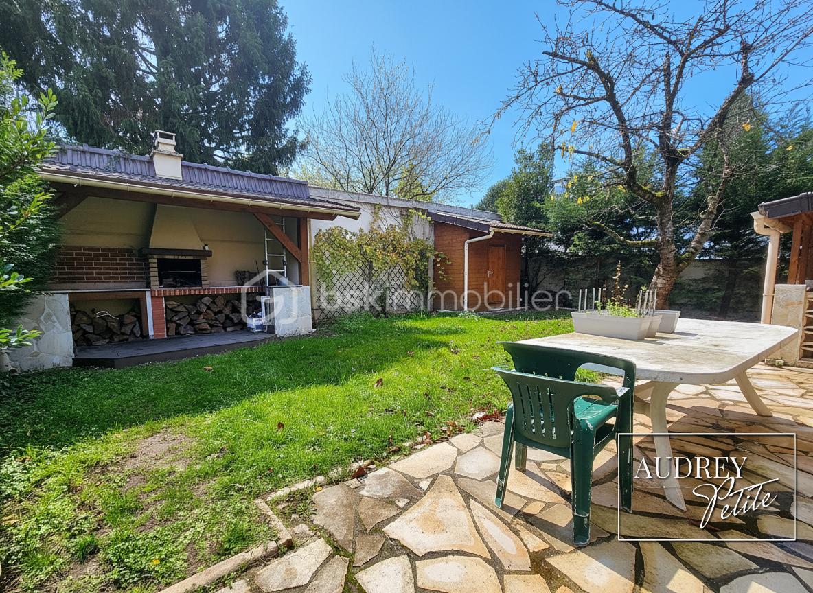 Maison de 148 m² - Exterieur jardin arriere 2.jpg