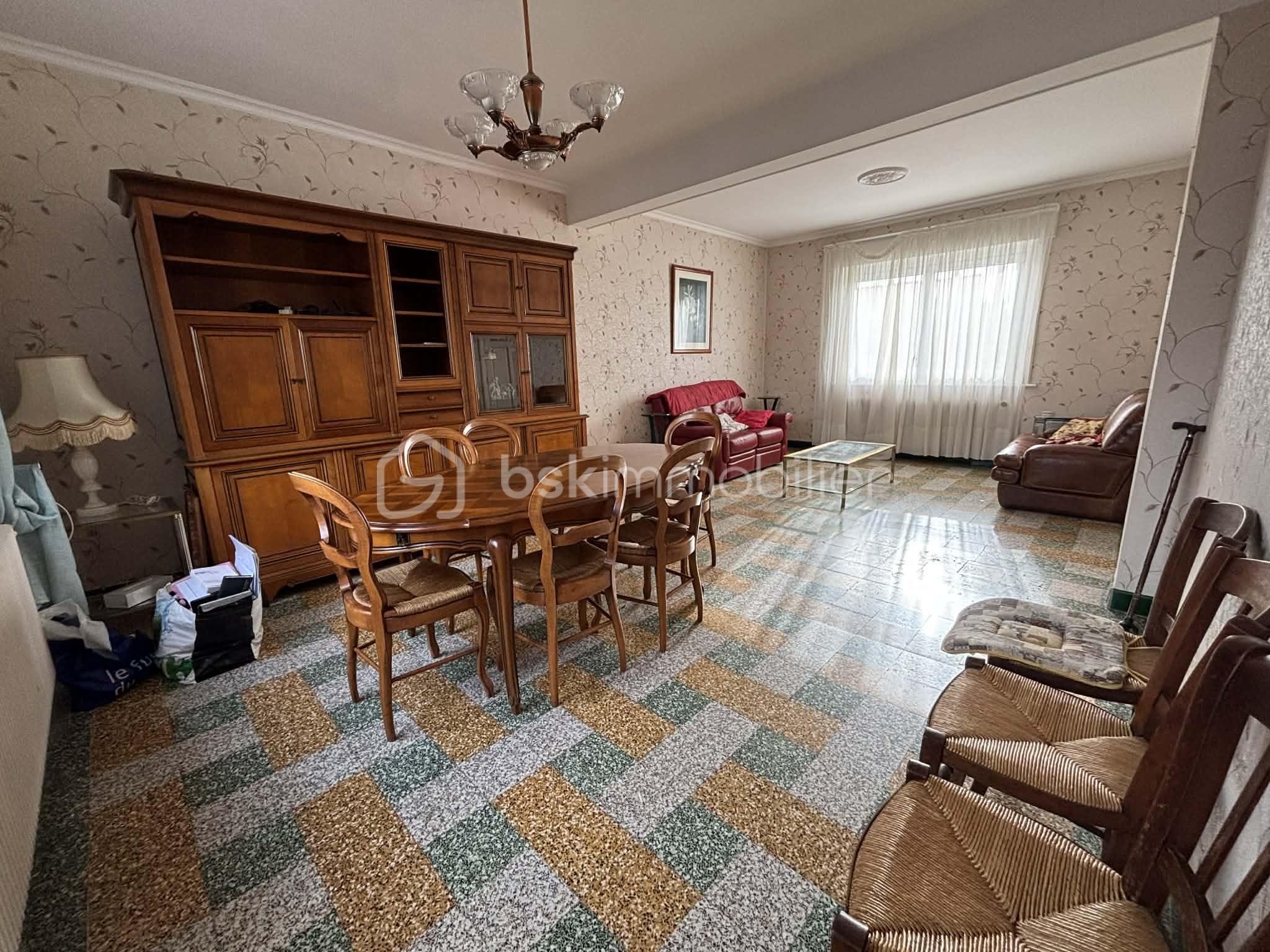 8beea04c-c79b-4a08-9f87-4da75d3b4c00.jfif