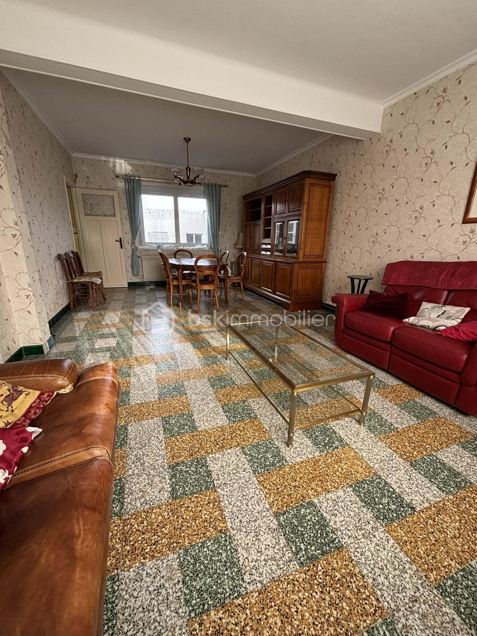 ac3e3186-e72e-4e01-94c2-f0c2835d7f66.jfif