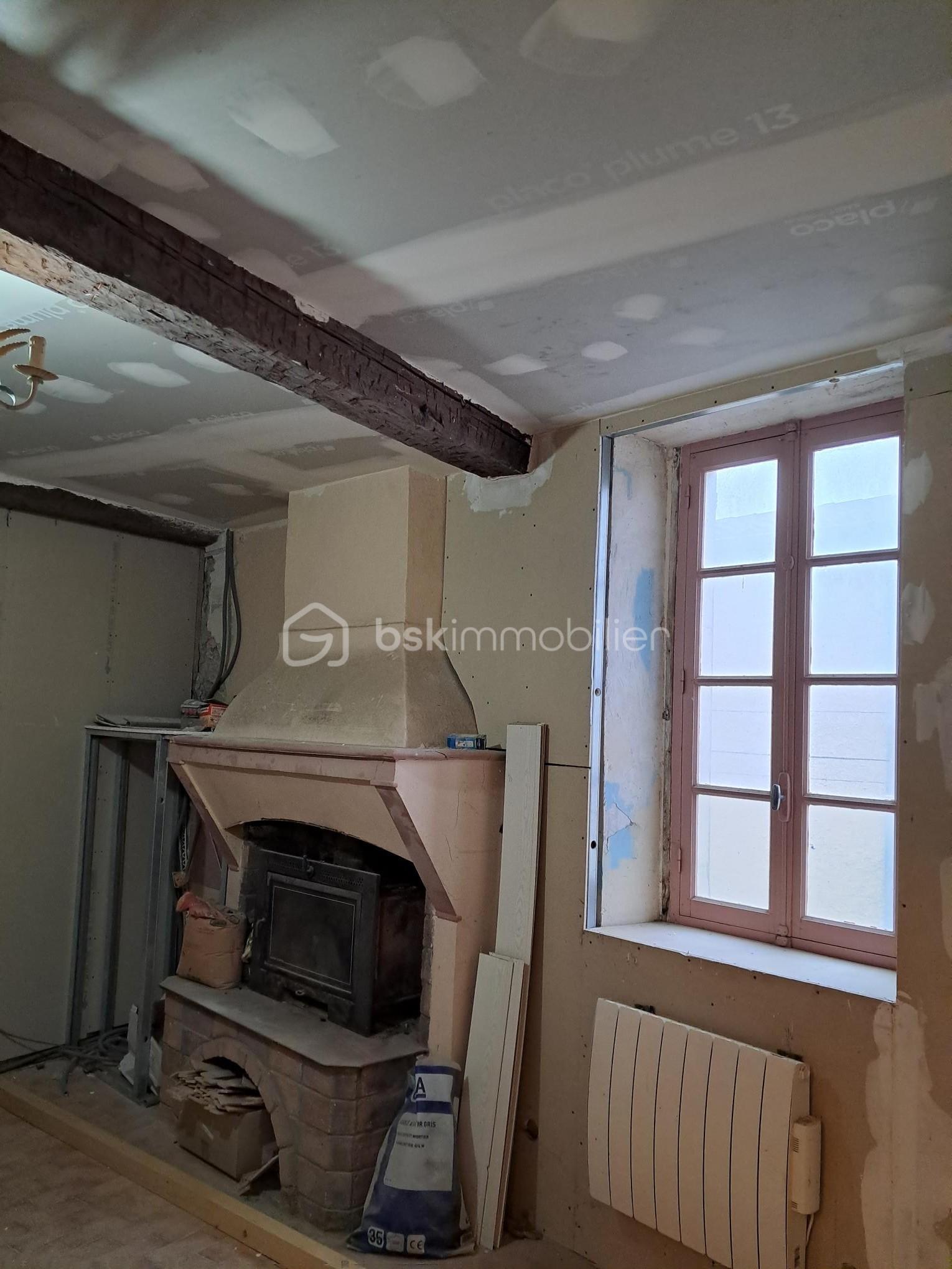 Maison ancienne de 95 m² - y2-ch1.jpg
