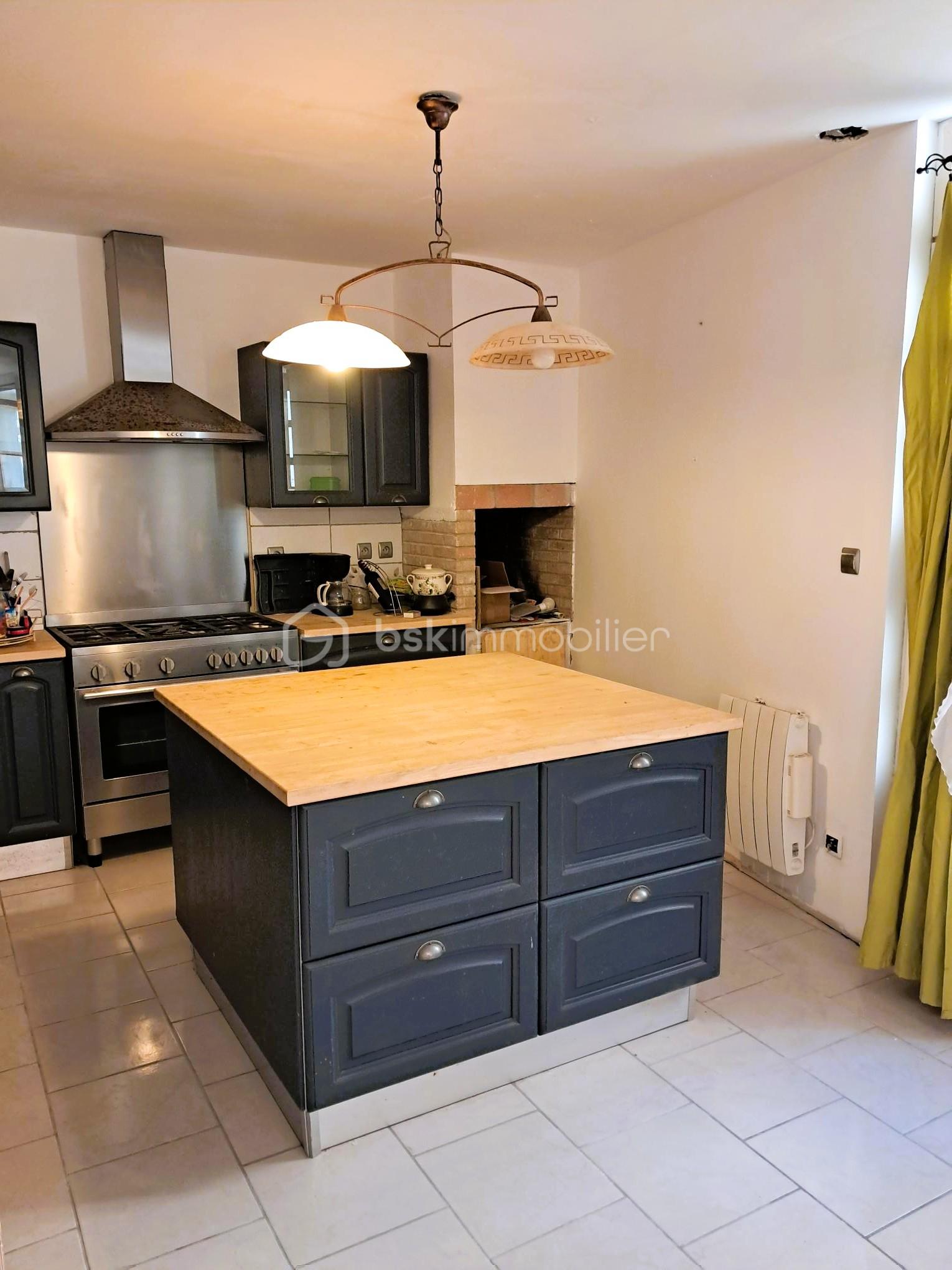 Maison ancienne de 95 m² - 2bis - chambre.jpg
