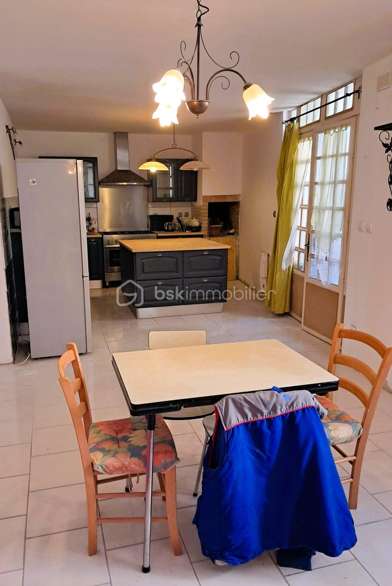 Maison ancienne de 95 m² - 2c - cuisine.jpg