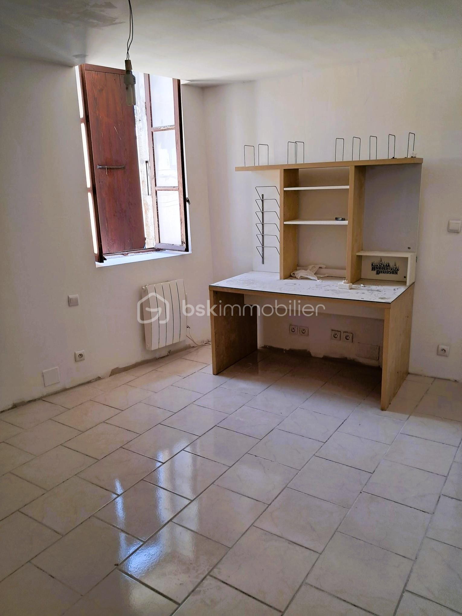 Maison ancienne de 95 m² - 4c - chambre.jpg