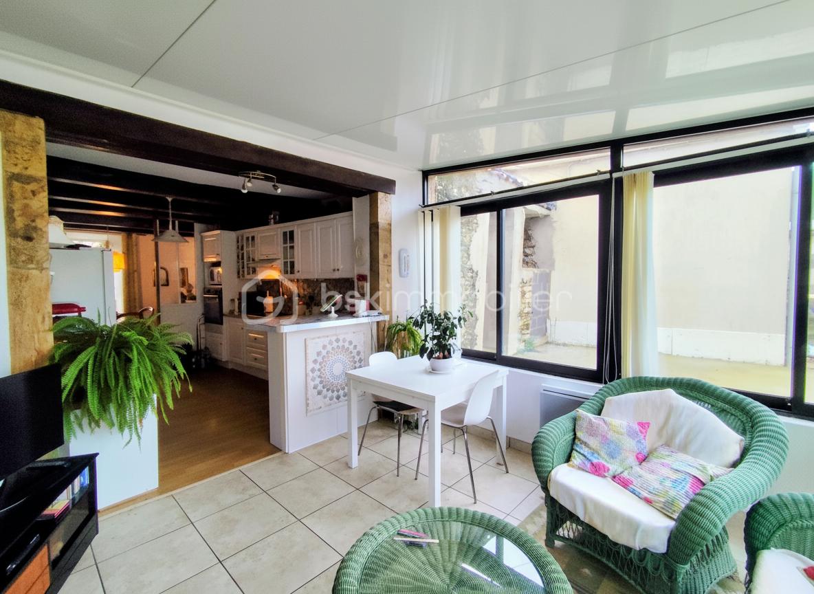 Maison en pierre de 92 m² - generated_2026-02-04T16_29_41.059.jpg