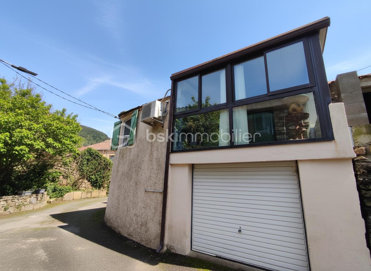 Maison en pierre de 92 m² - generated_2026-02-04T16_25_03.416.jpg