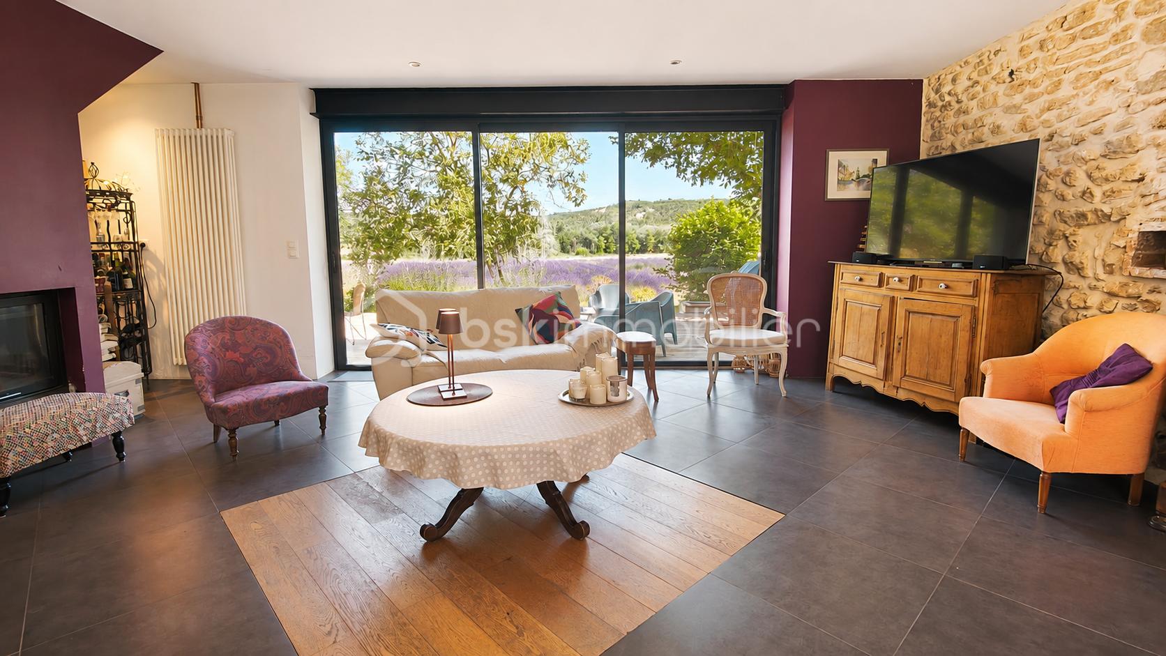 2 GRIGNAN A VENDRE MAS PROVENCAL EMILIE BROCHE 0629326964  (2).png